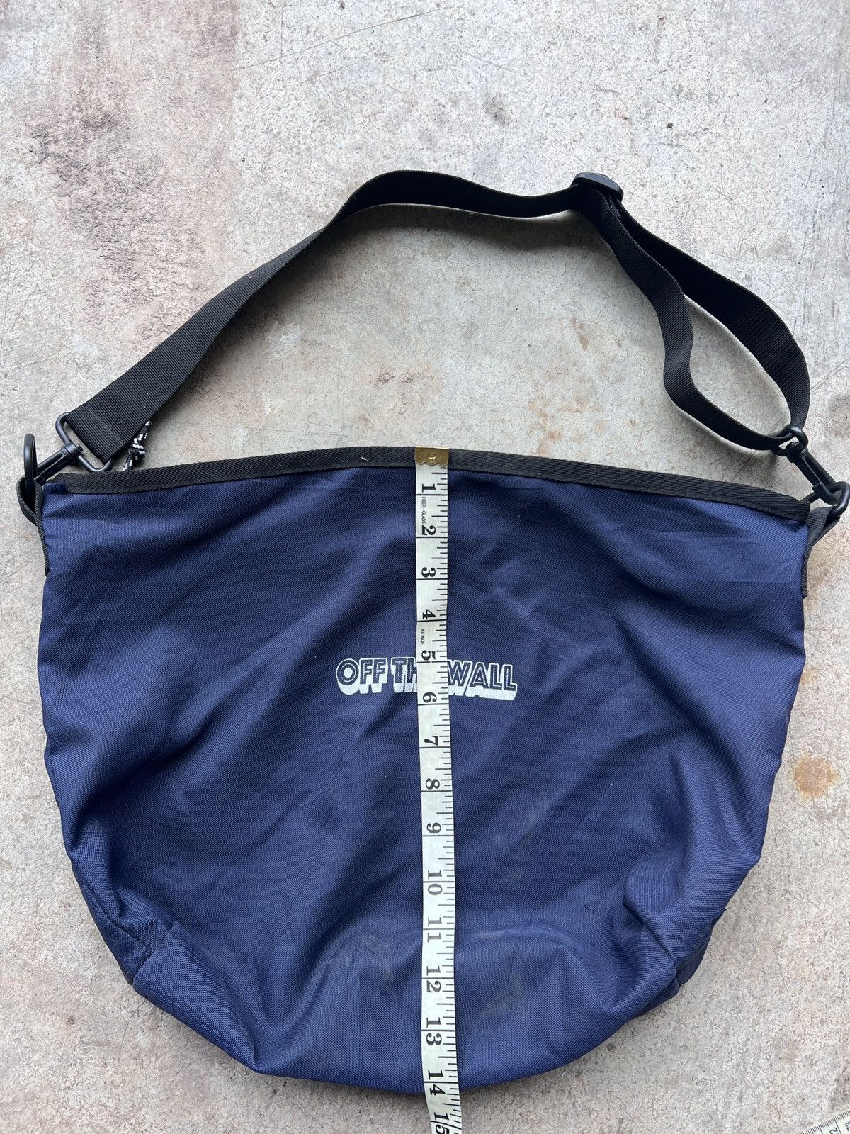 Vans Vintage Vans Off The Wall Crossbody Sling Bag Size ONE SIZE - 6 Thumbnail