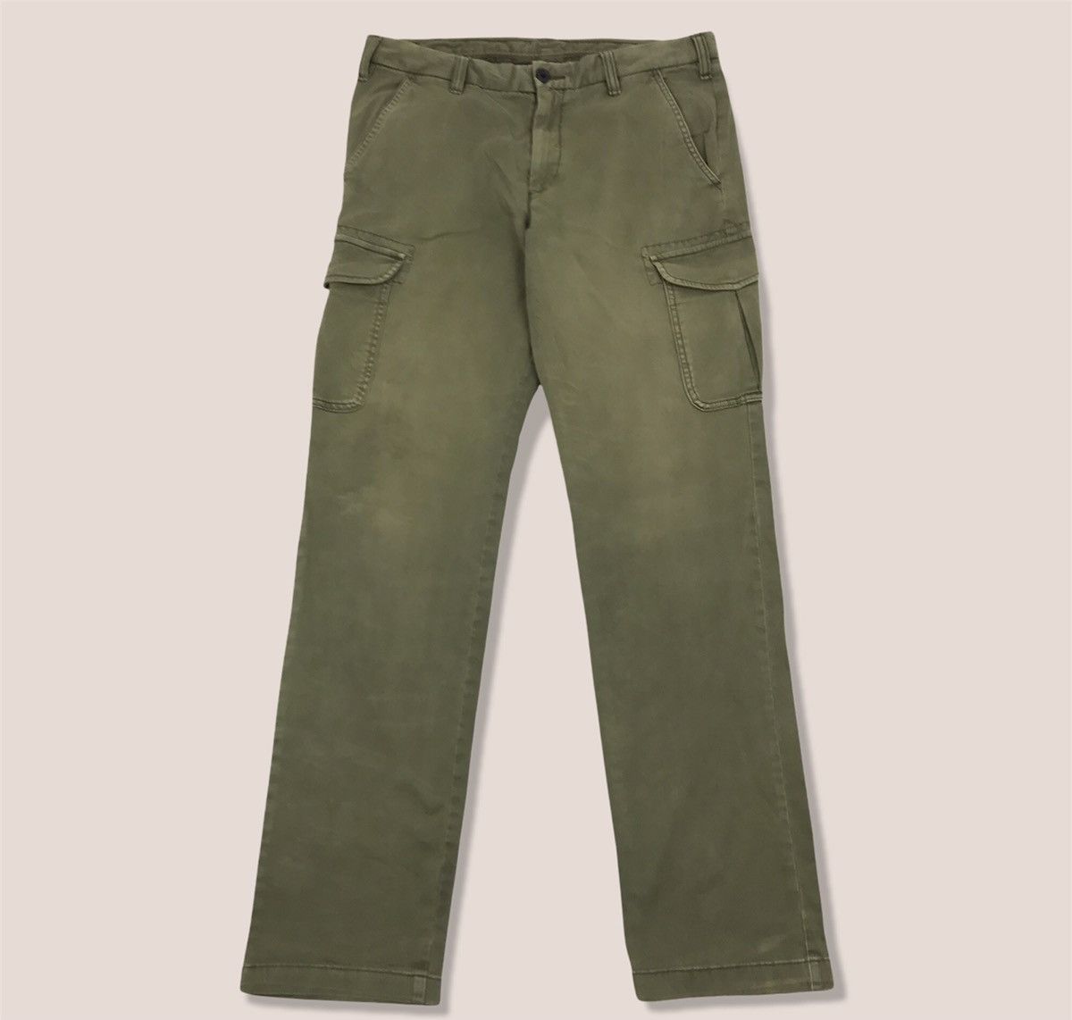 Uniqlo Uniqlo Tactical Casual Multi Pocket Cargo Pants Size US 34 / EU 50 - 1 Thumbnail