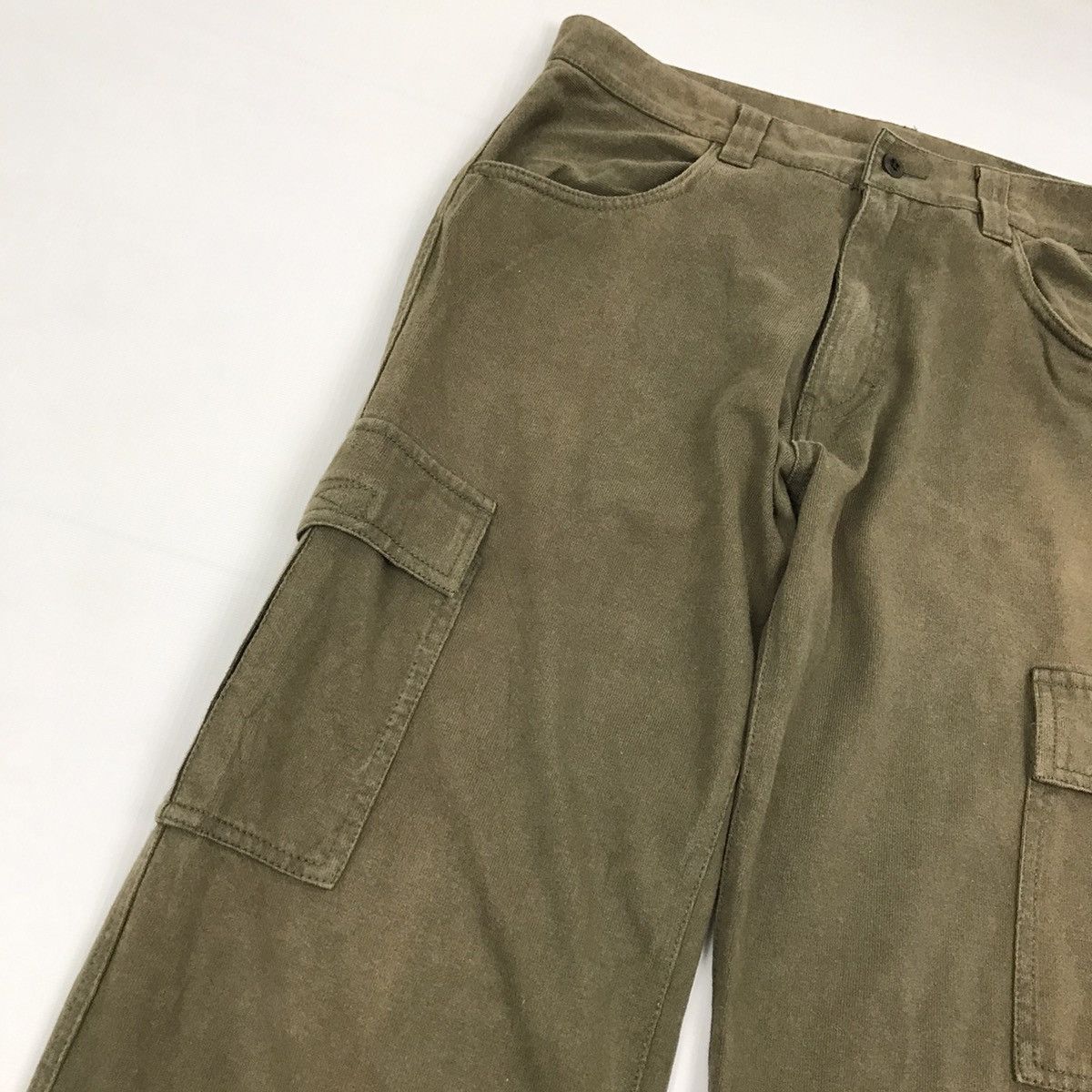 Uniqlo Uniqlo Tactical Casual Multi Pocket Strectchable cargo Pants Size US 31 - 3 Thumbnail