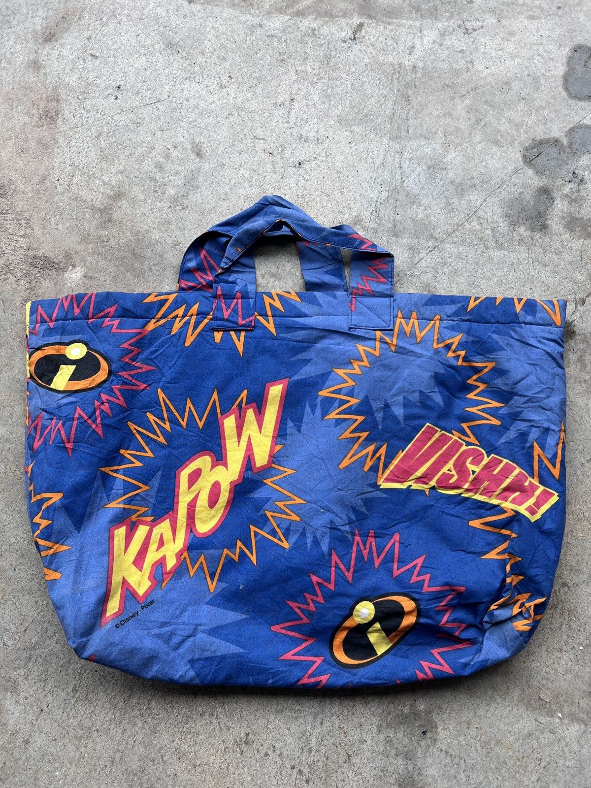 Disney Vintage Disney The Incredibles Overprint Totebag Size ONE SIZE - 1 Thumbnail