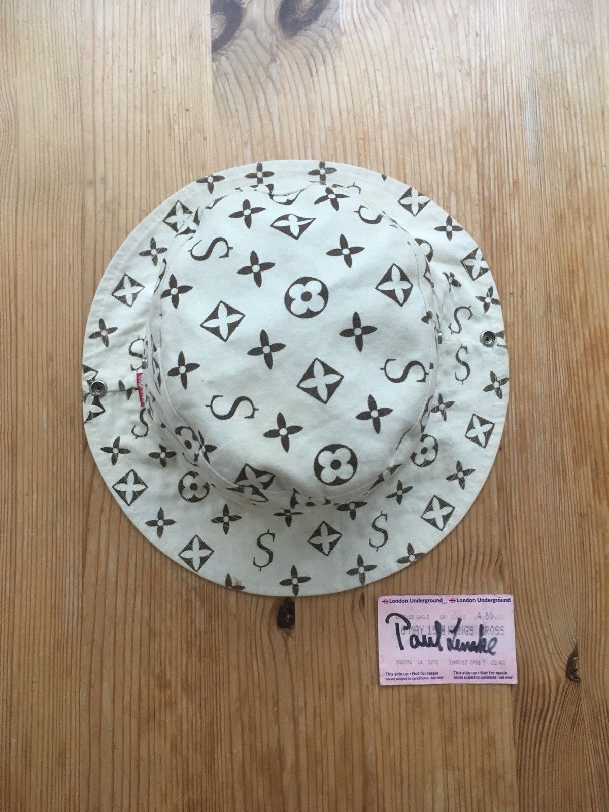 2000 SUPREME x LV MONOGRAM BUCKET HAT, Men's Fashion, Watches &  Accessories, Cap & Hats on Carousell