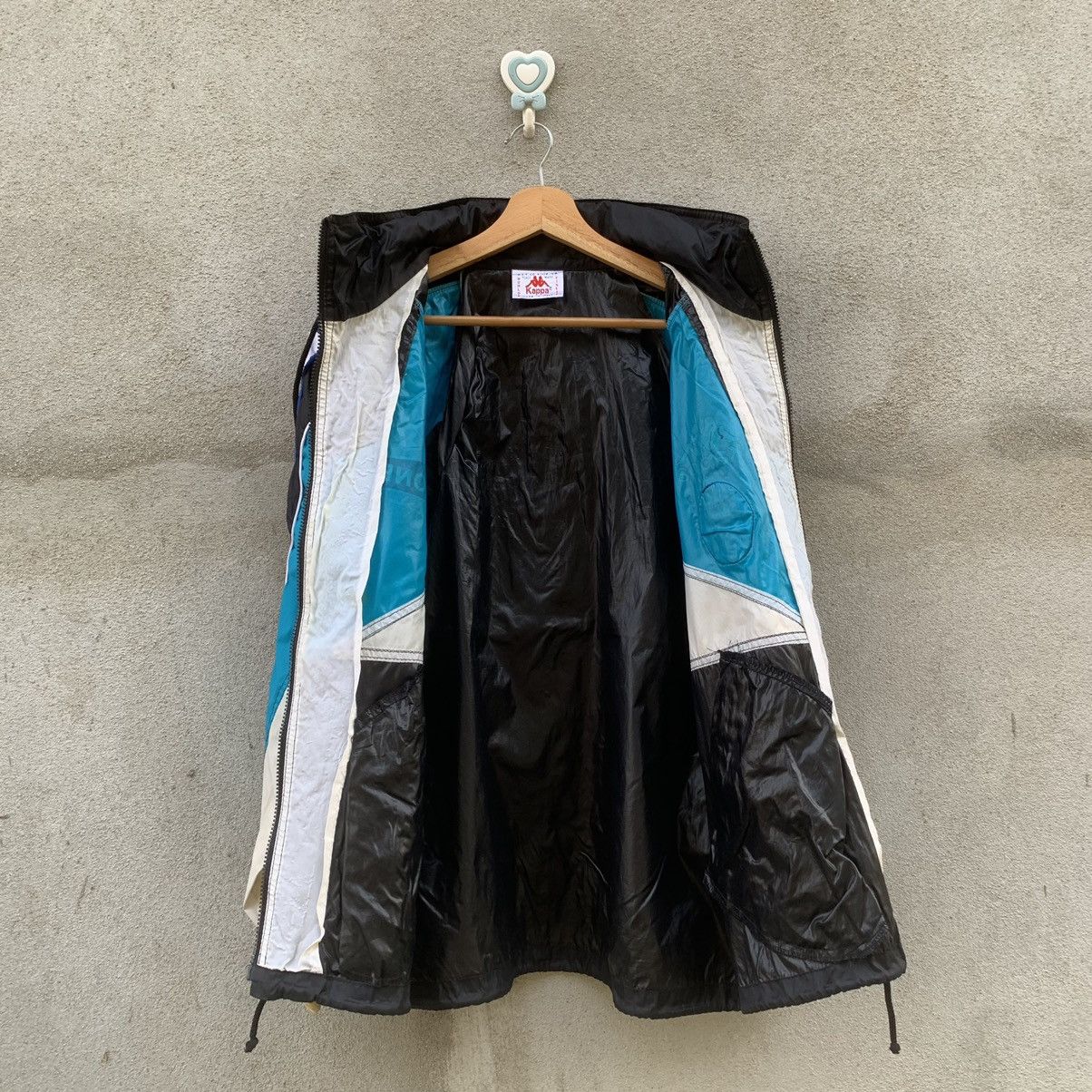 Kappa × Sports Specialties VINTAGE KAPPA BIG LOGO ZIPPER SIDE TAPE RARE HOODIE JACKET Size US L / EU 52-54 / 3 - 15 Thumbnail