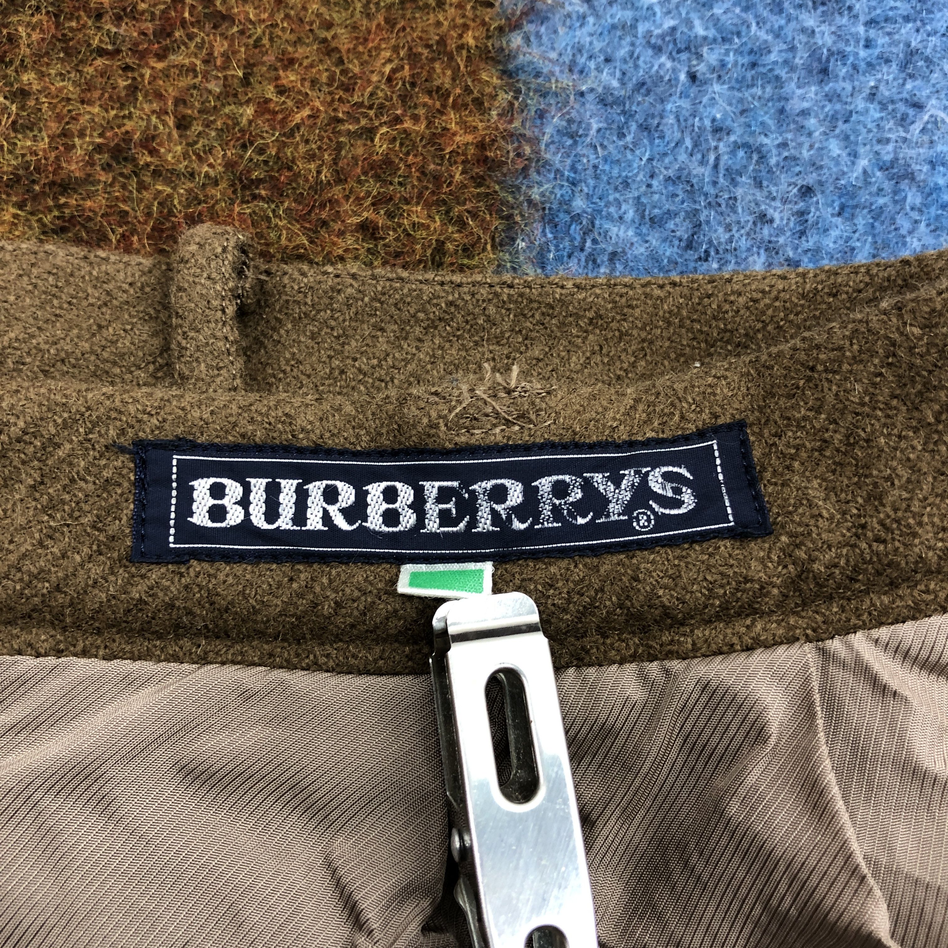 Burberry 90s Vintage BURBERRYS Casual Wool Mini Skirt #0450/S Size 26" / US 2 / IT 38 - 3 Thumbnail