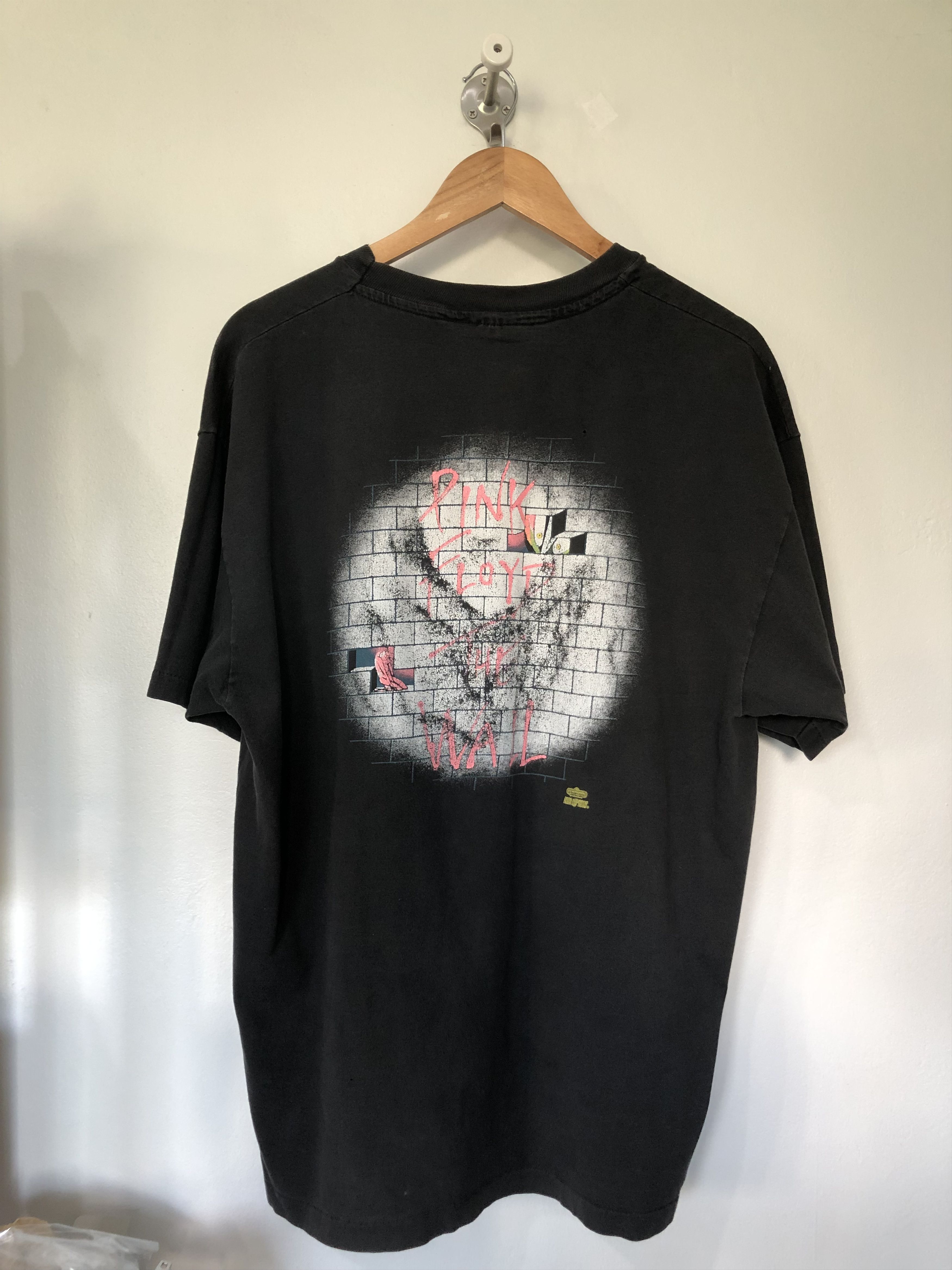 Pink Floyd ‘The Wall’ Flag & Hammers Graphic Tee – Official Band Merch - View #7