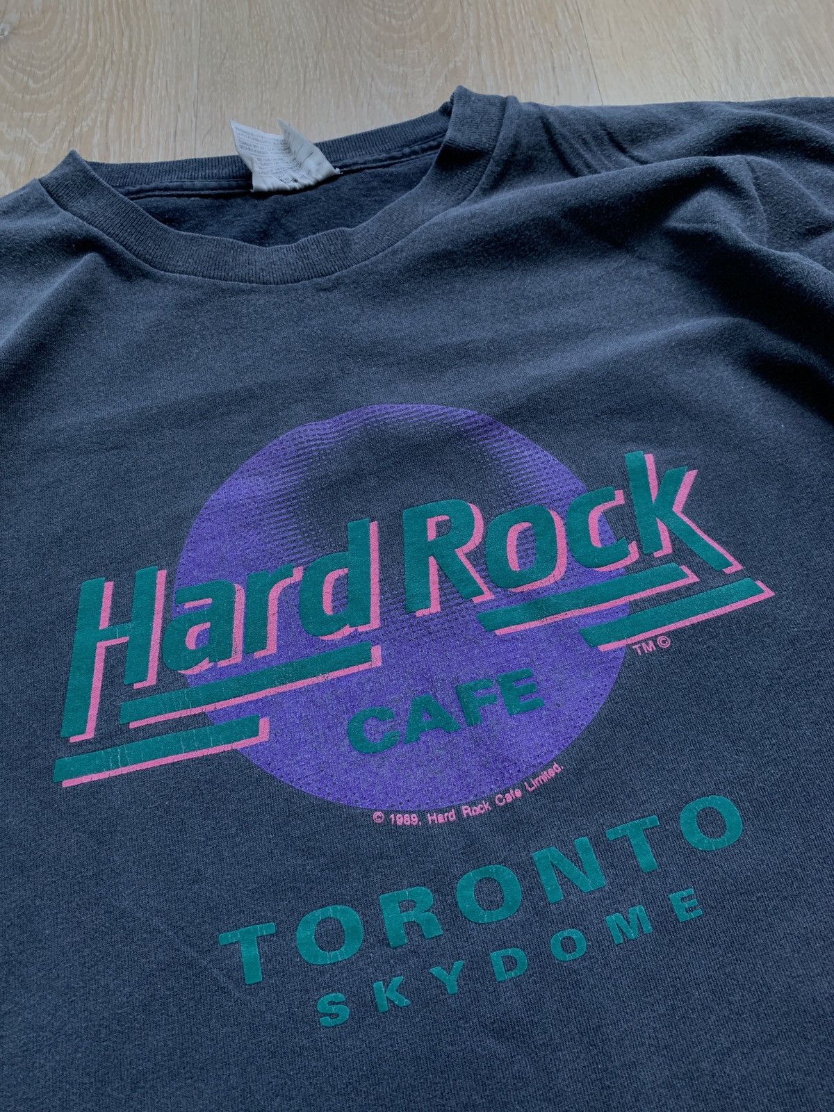 Band Tees × Hard Rock Cafe × Vintage Vintage hard rock cafe 1989 Toronto t shirt Size US XL / EU 56 / 4 - 2 Thumbnail