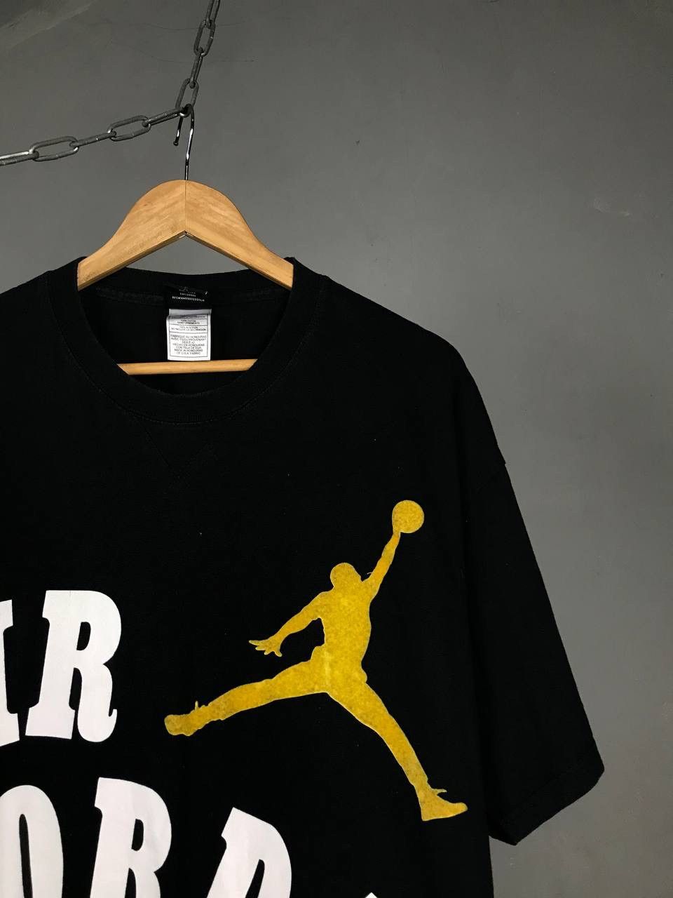 Jordan Brand × Vintage Air Jordan vintage streetwear big logo tee Size US XL / EU 56 / 4 - 2 Thumbnail