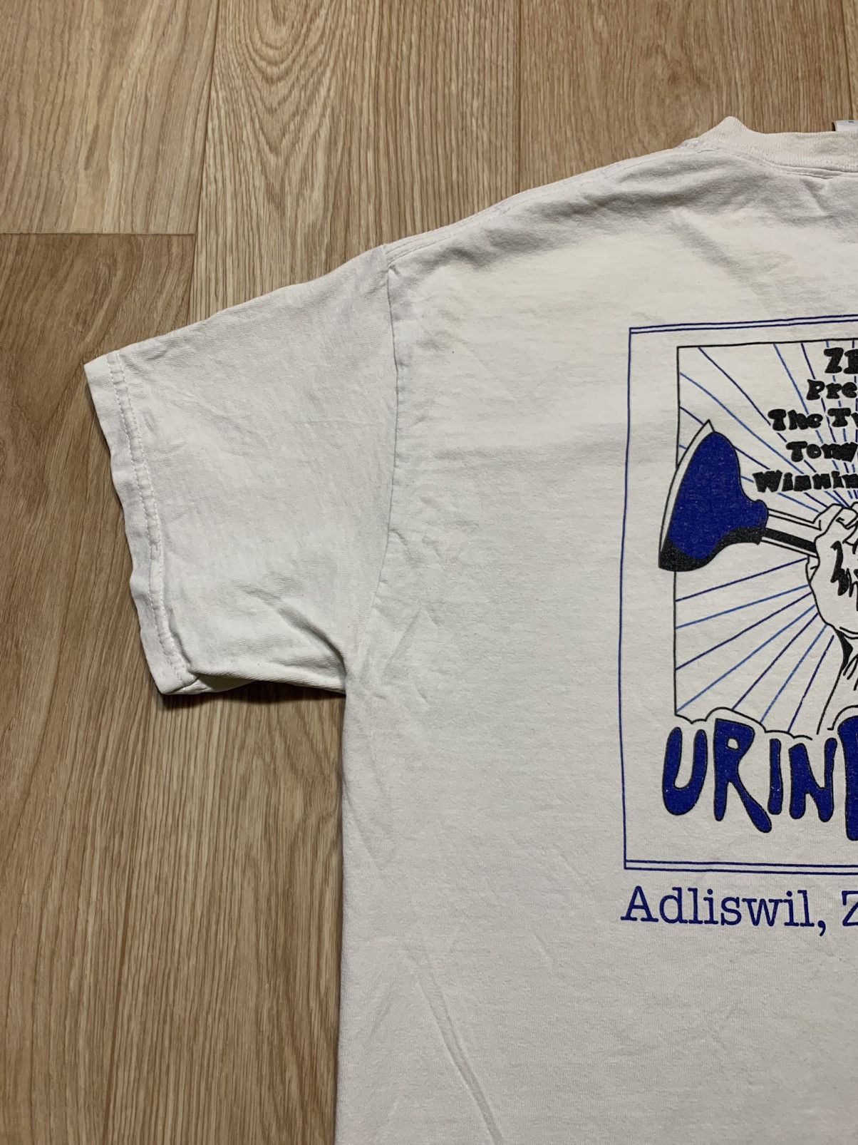 Vintage Y2K Urine Town “ Musical about…” T-Shirt Size US M / EU 48-50 / 2 - 13 Thumbnail
