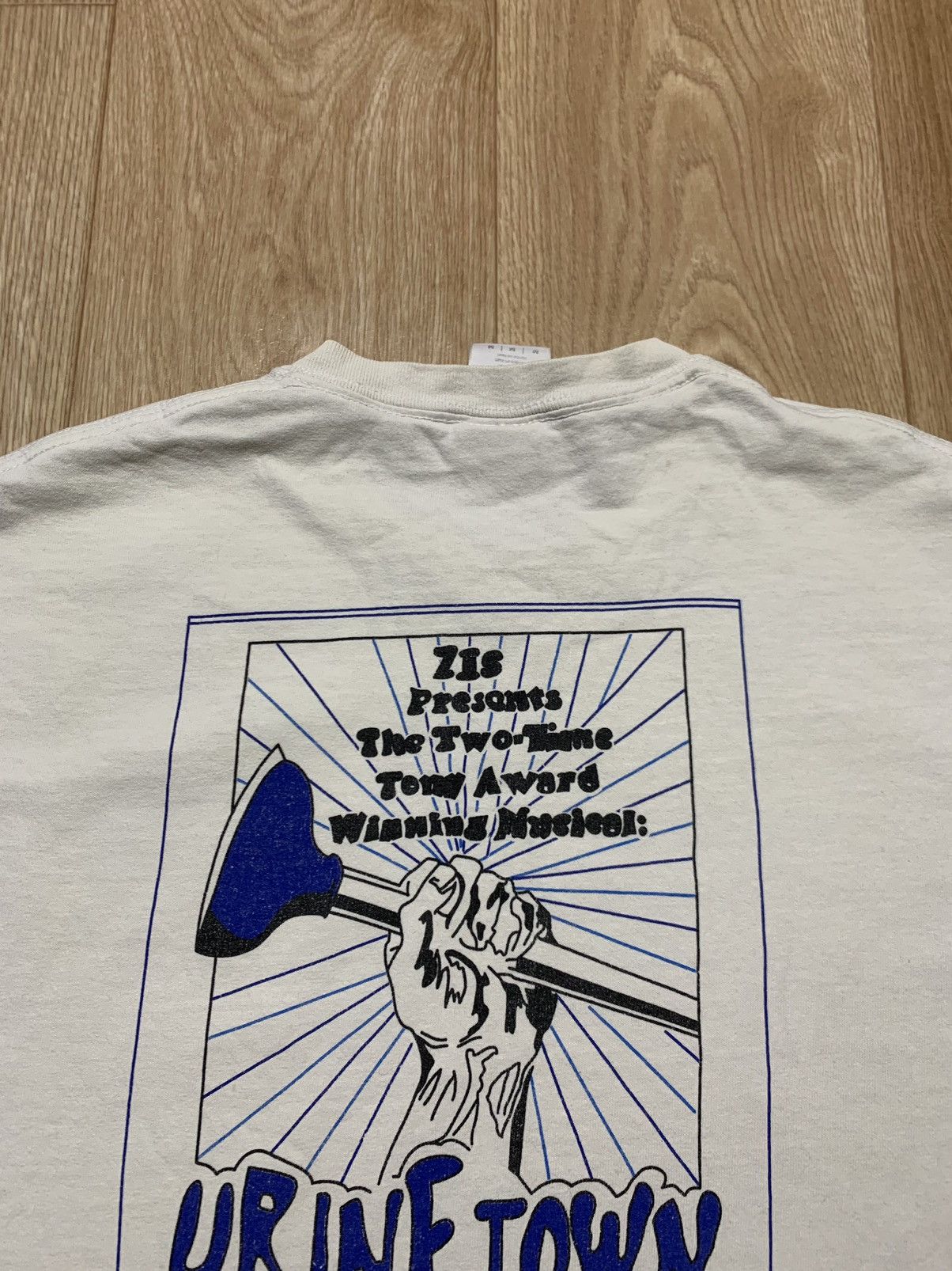 Vintage Y2K Urine Town “ Musical about…” T-Shirt Size US M / EU 48-50 / 2 - 14 Thumbnail