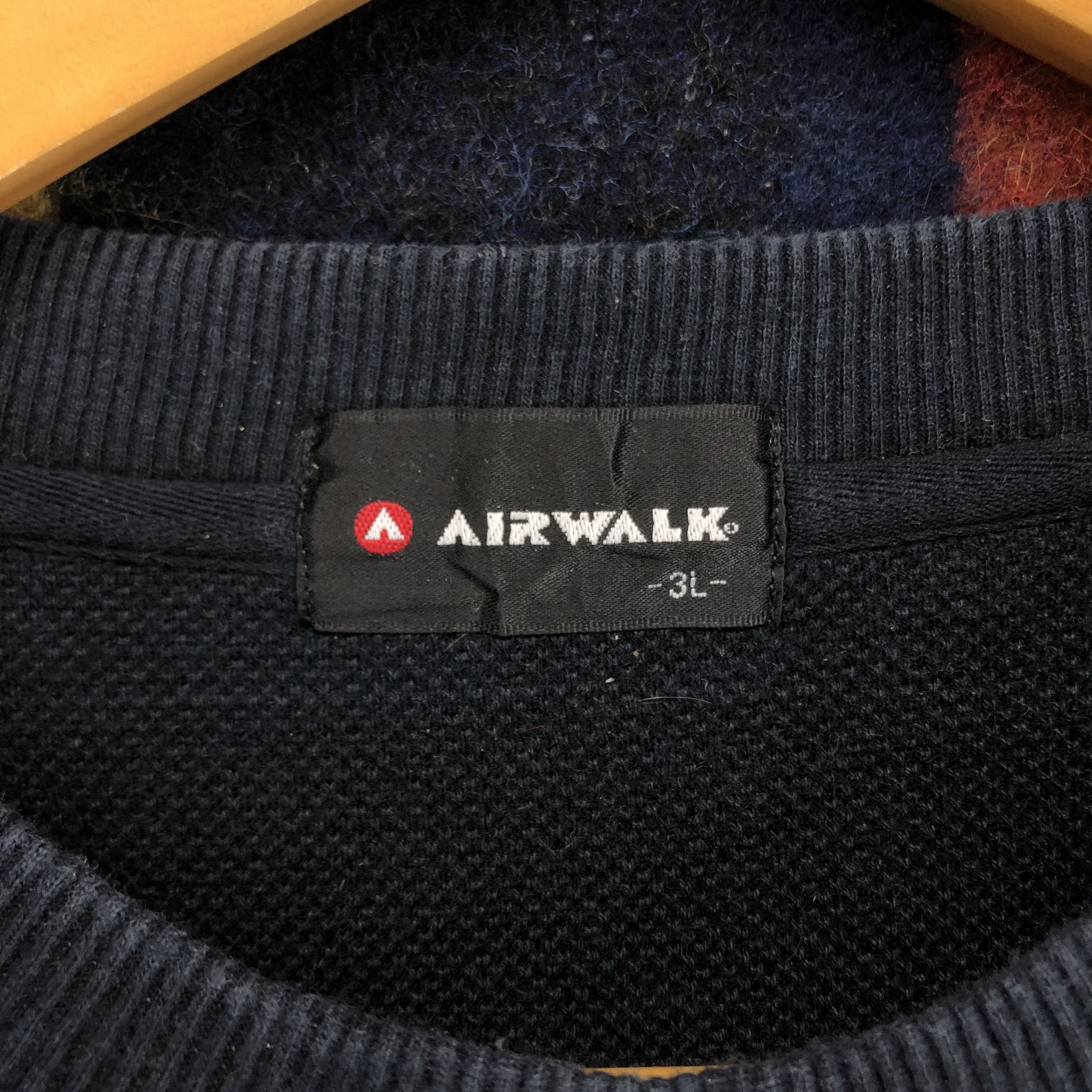 Airwalk AIRWALK Crew Neck Sweatshirt Rare Design #2825-103 Size US XL / EU 56 / 4 - 6 Thumbnail