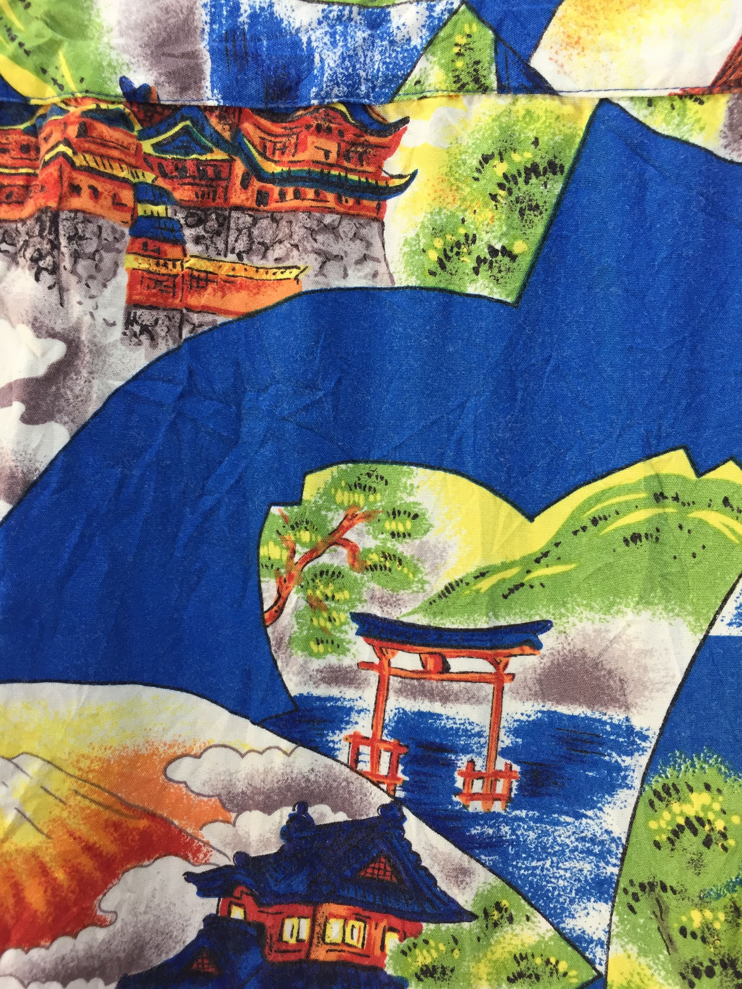 Vintage Vintage Rayon Fujiyama and Japanese Castle Motif Size US L / EU 52-54 / 3 - 7 Thumbnail