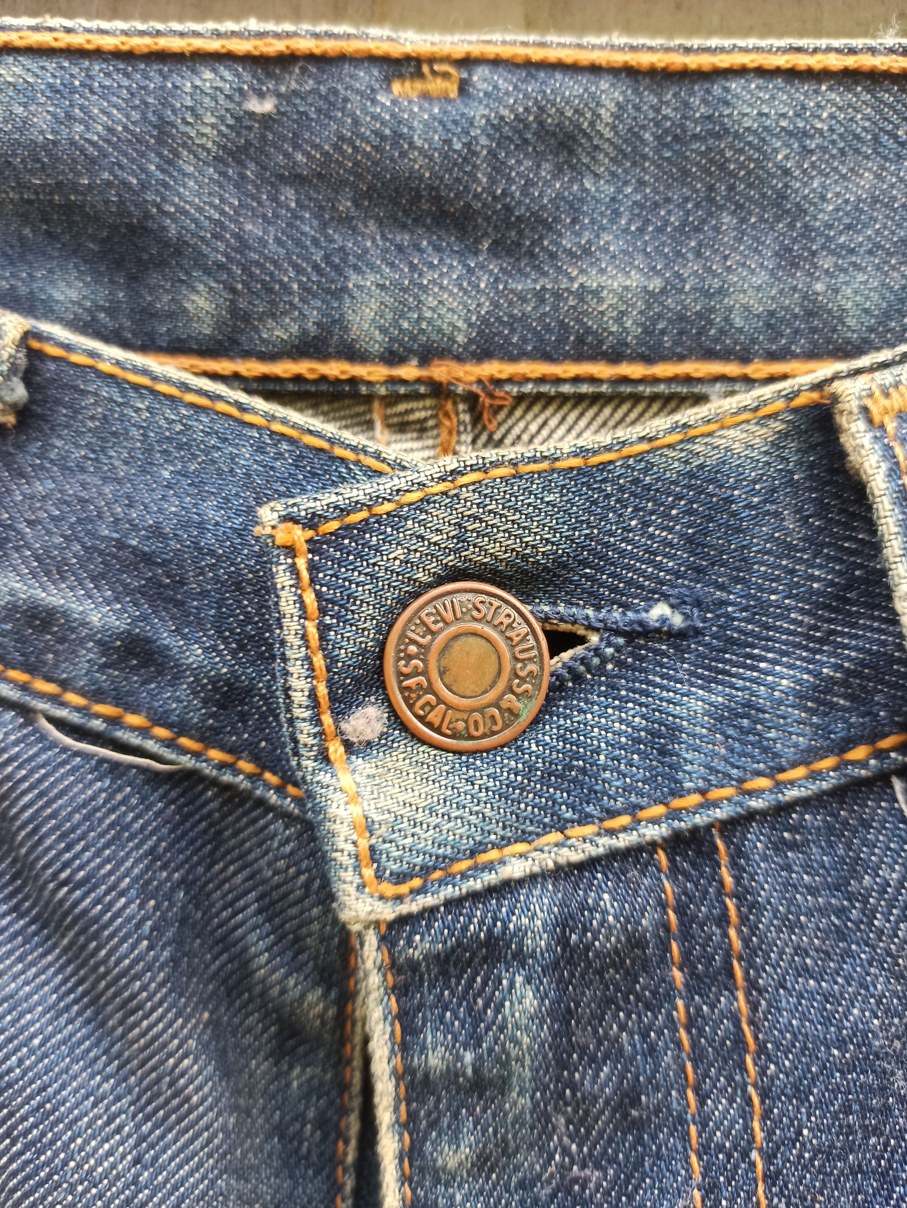 Levi's × Vintage Vintage Levi's 512 Distress Jean Size US 33 - 6 Thumbnail