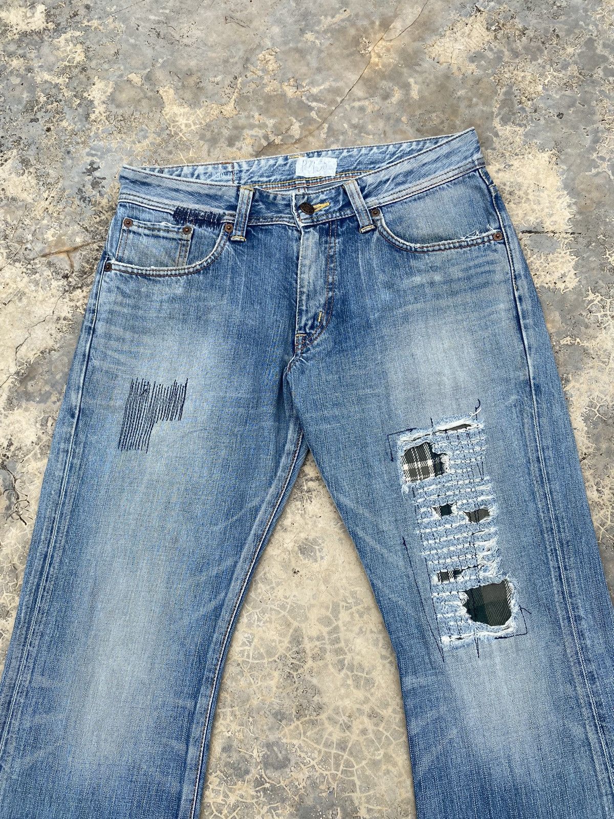 Edwin Vintage Distressed Edwin Flare Jeans Size US 31 - 4 Thumbnail