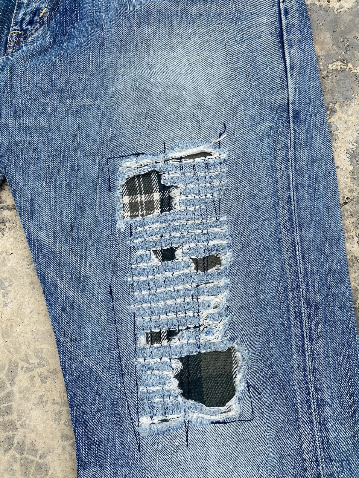 Edwin Vintage Distressed Edwin Flare Jeans Size US 31 - 5 Thumbnail