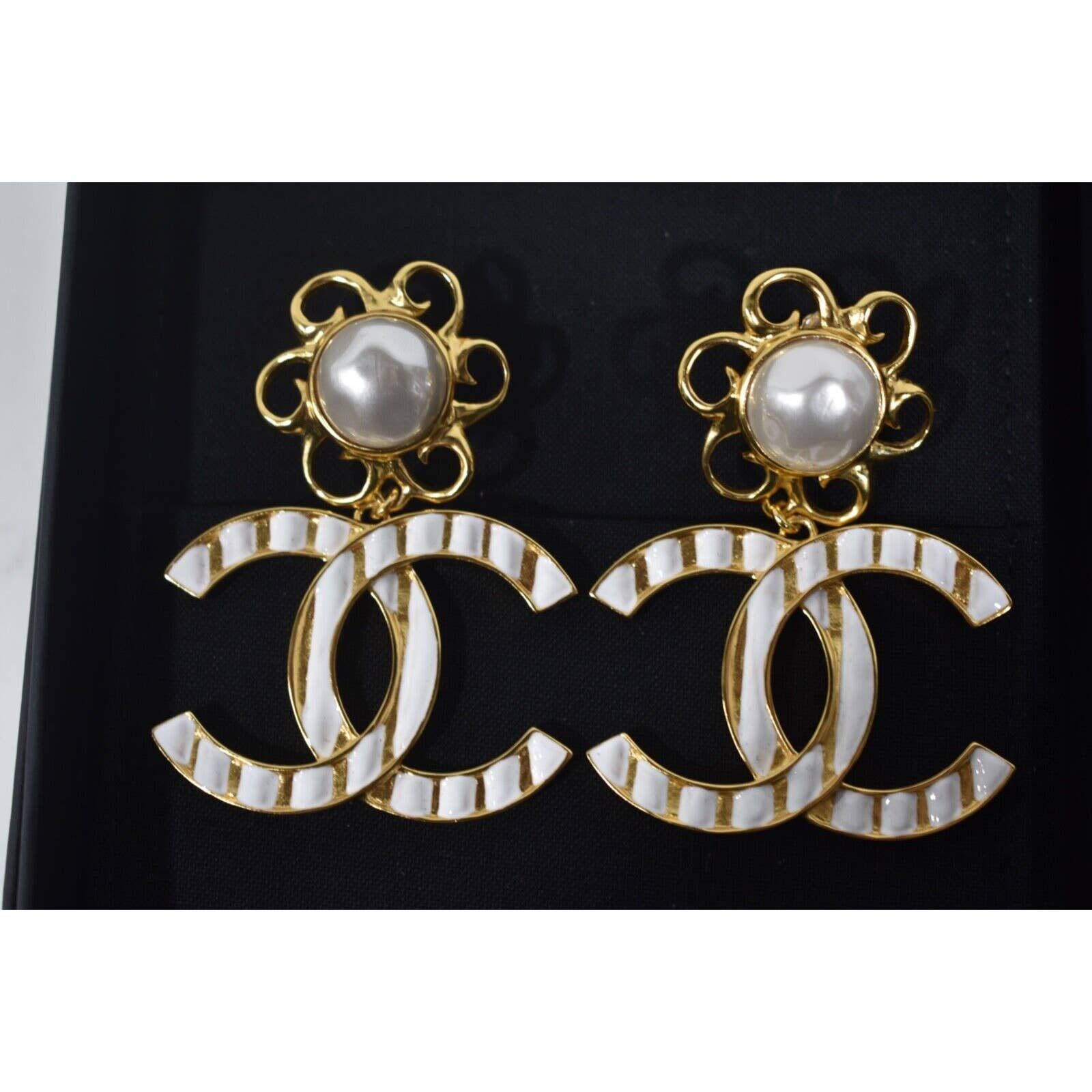 chanel pearl earrings stud set
