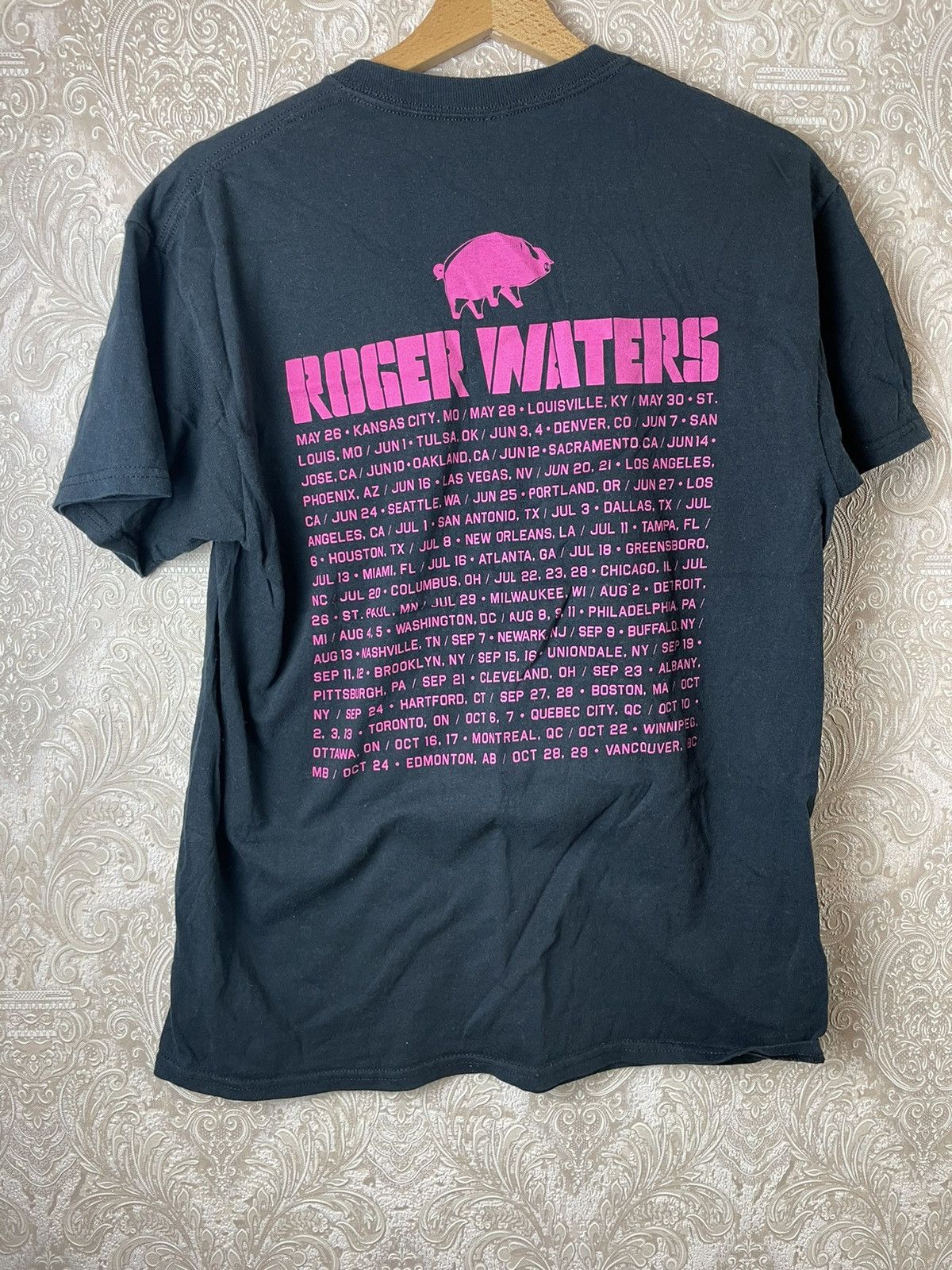 Band Tees × Pink Floyd × Vintage Pink Floyd Animals Roger Waters vintage rock band tour tee Size US M / EU 48-50 / 2 - 4 Thumbnail