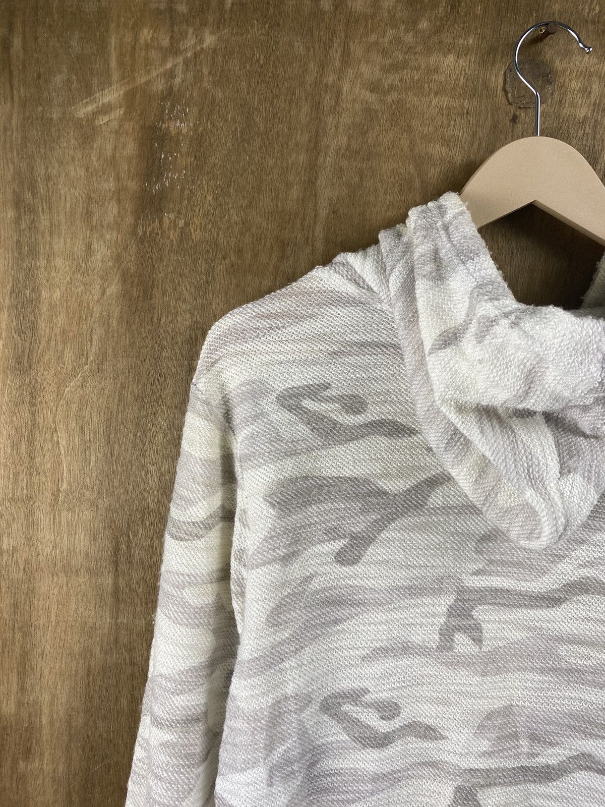 Japanese Brand Japan camo hoodie White Sweater #Z057 Size US L / EU 52-54 / 3 - 10 Thumbnail