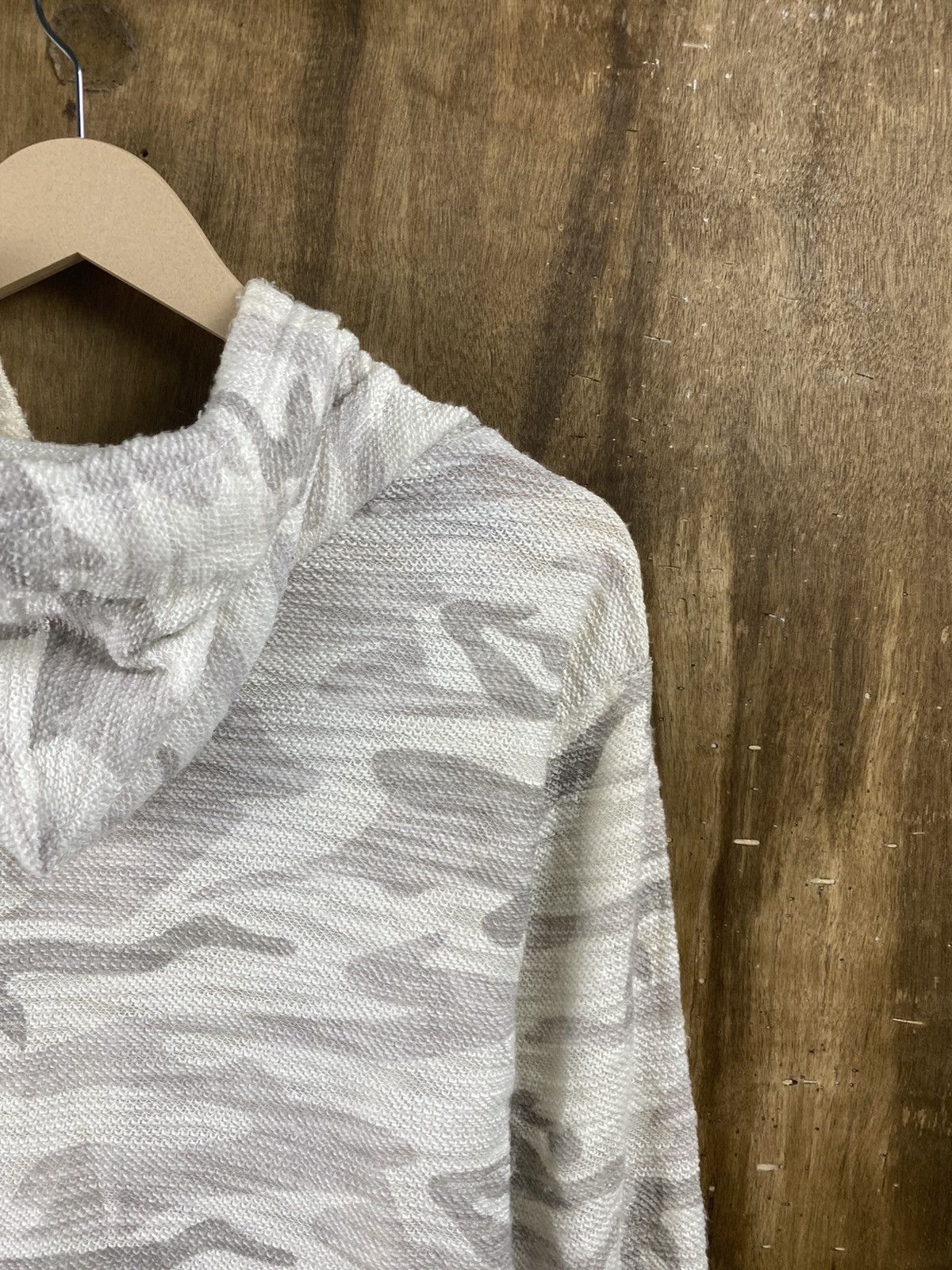 Japanese Brand Japan camo hoodie White Sweater #Z057 Size US L / EU 52-54 / 3 - 11 Thumbnail