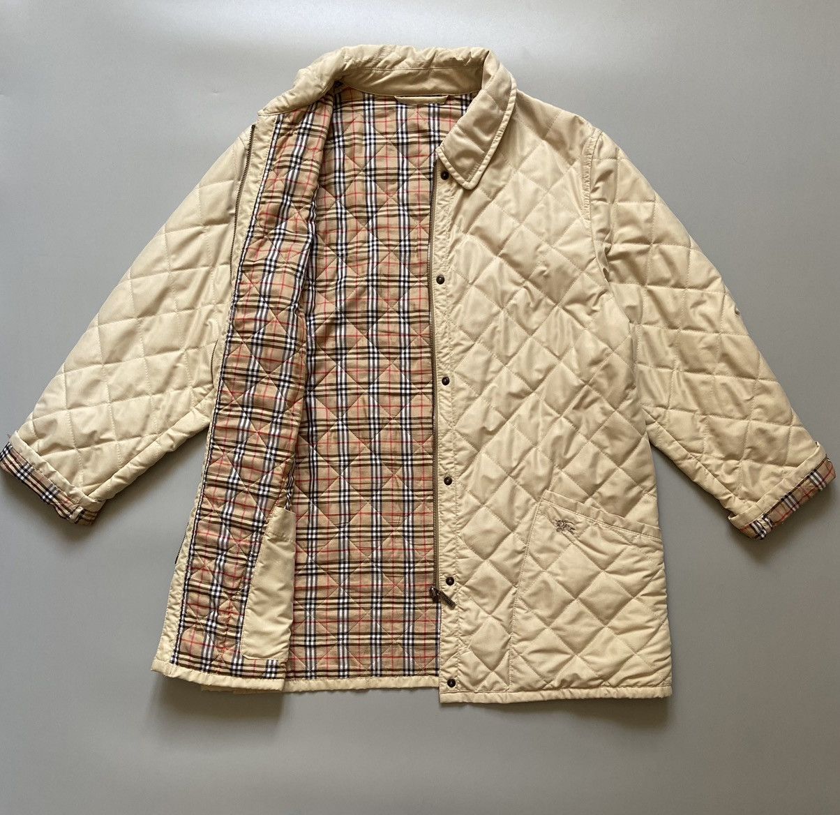 image of Vintage Burberry Quilted Jacket in Beige, Women's