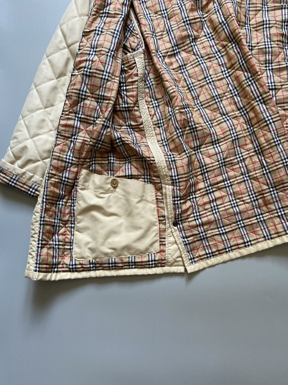 Burberry Rare Vintage Burberry Quilted Jacket Size ONE SIZE - 9 Thumbnail