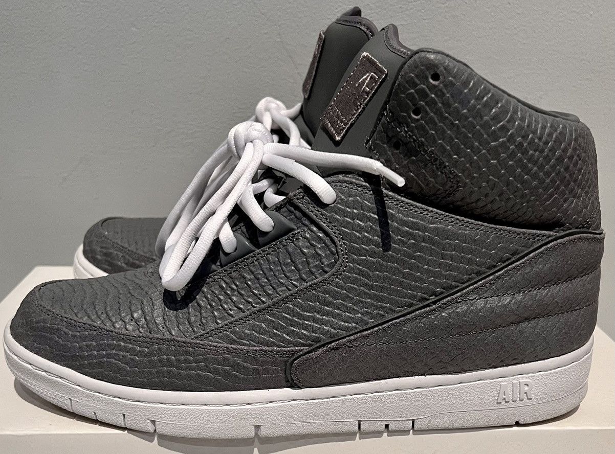 Nike Authentic Nike Air Python SP cool grey size 11 Size US 11 / EU 44 - 3 Thumbnail
