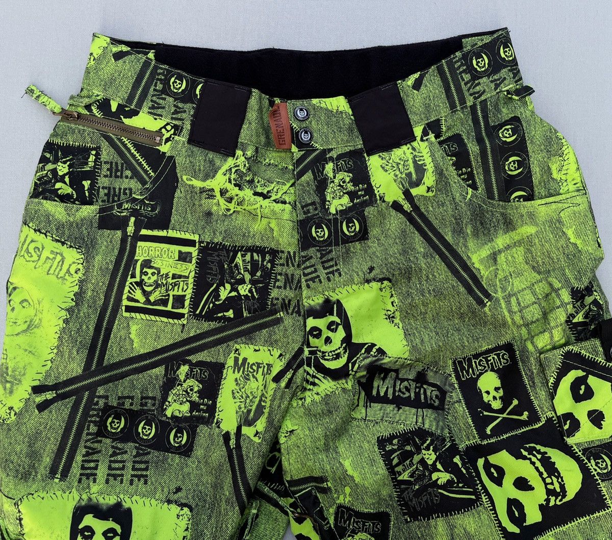Misfits 🔥 Rare VTG MISFITS Full Print Wide Leg Cargo Pants Ski Size US 31 - 16 Thumbnail