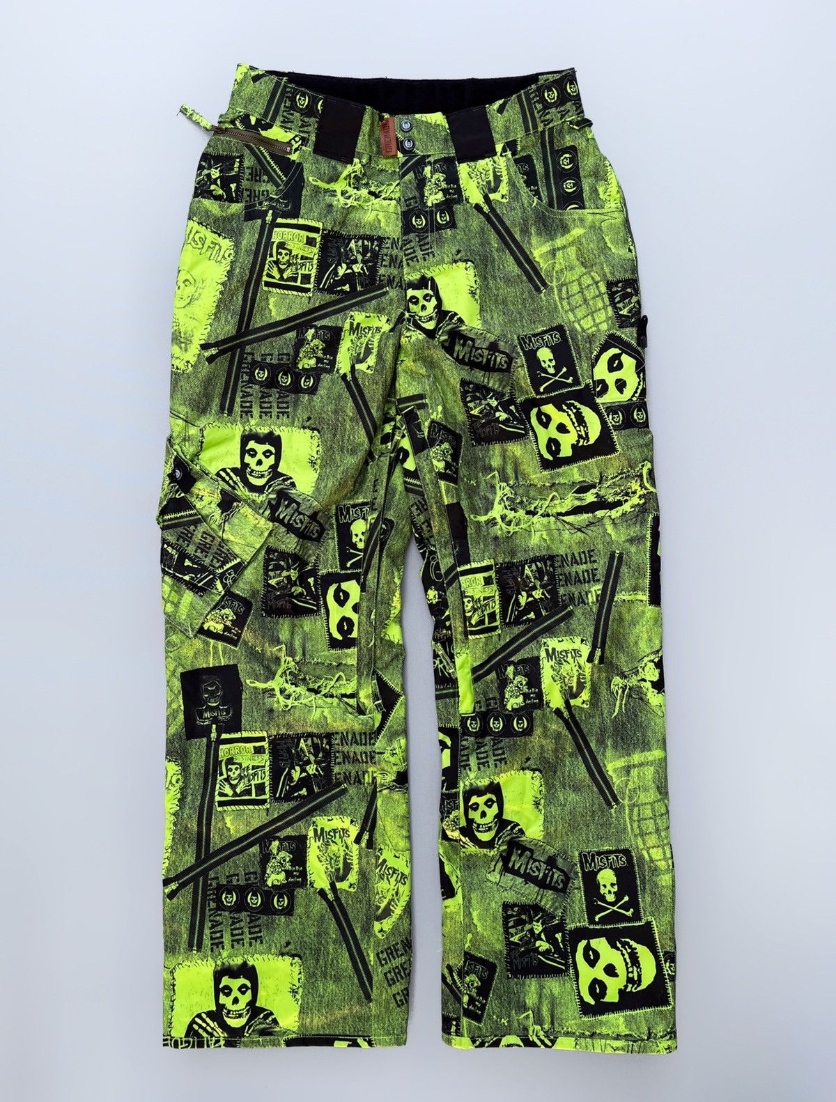 Misfits 🔥 Rare VTG MISFITS Full Print Wide Leg Cargo Pants Ski Size US 31 - 1 Thumbnail