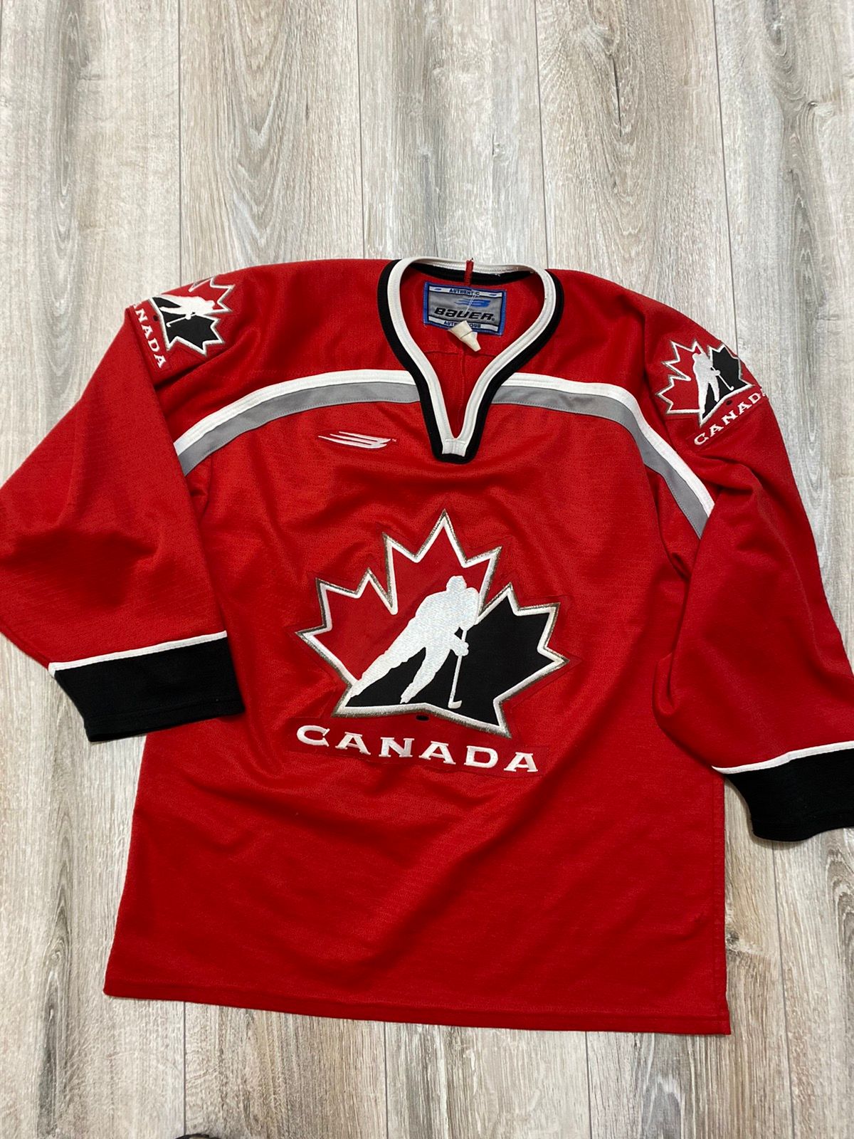 1998 OLYMPICS AUTHENTIC BAUER TEAM CANADA HOCKEY JERSEY SIZE 48