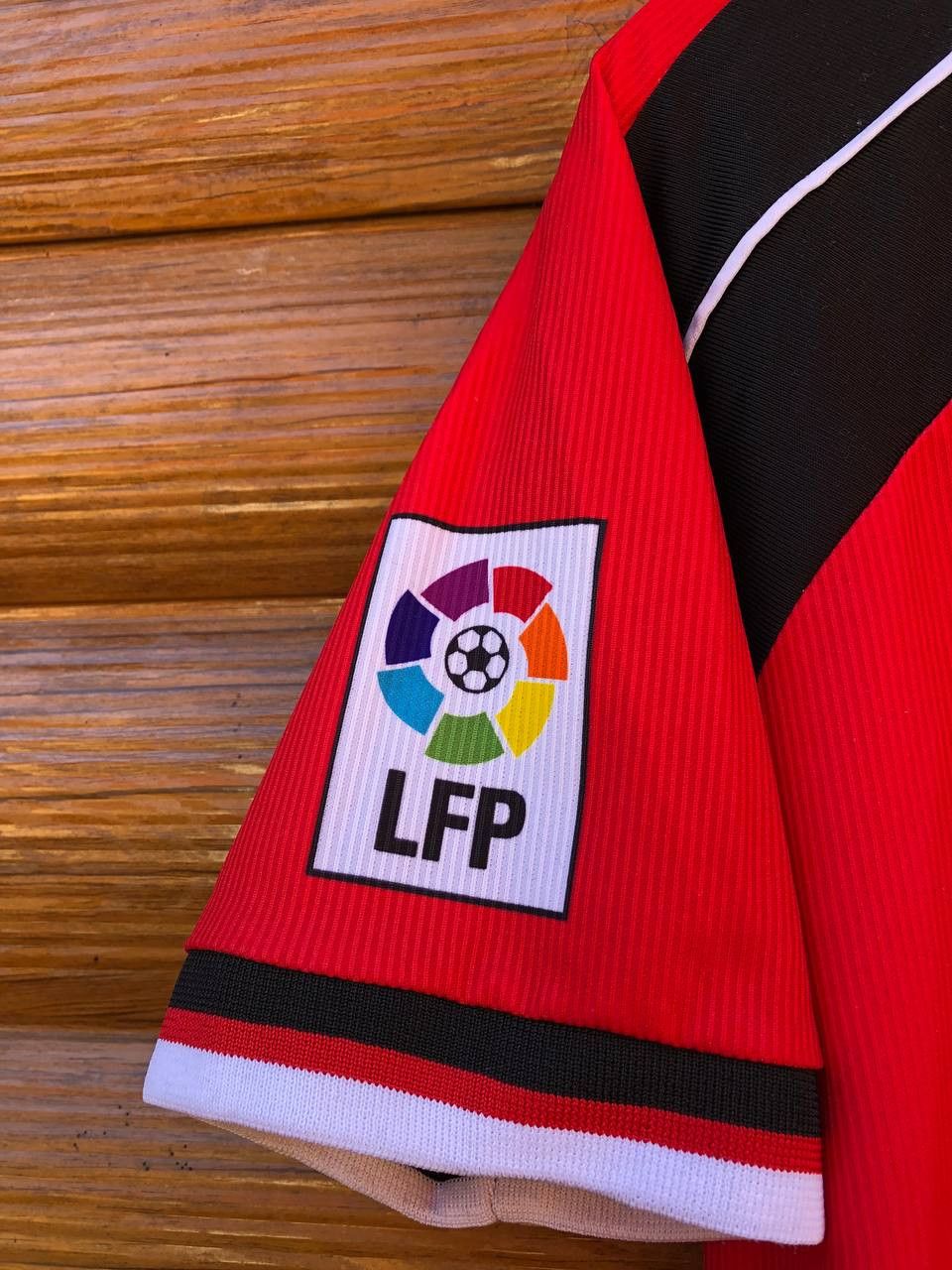 Vintage Mallorca 1999 - 2000 football shirt jersey camiseta Kelme Size US S / EU 44-46 / 1 - 5 Thumbnail