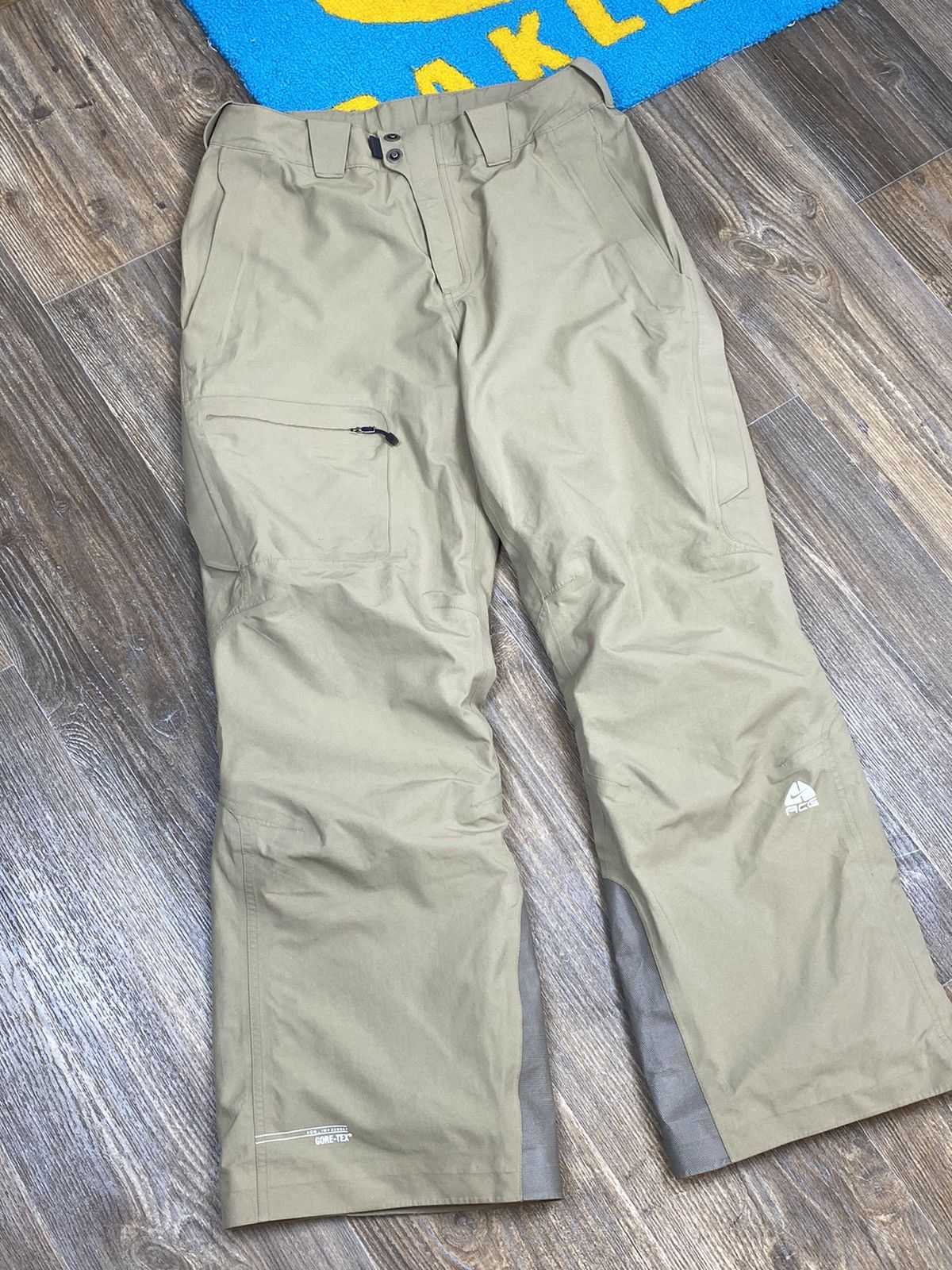 Nike ACG Nike ACG gore tex beige ski cargo pant Size US 32 / EU 48 - 3 Thumbnail