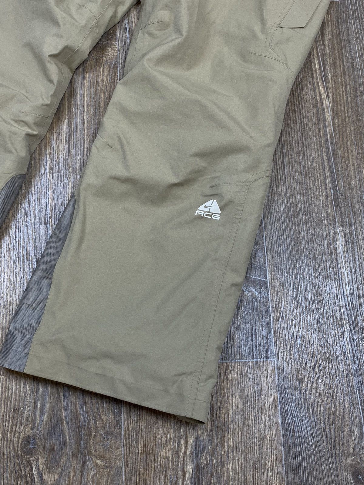 Nike ACG Nike ACG gore tex beige ski cargo pant Size US 32 / EU 48 - 5 Thumbnail