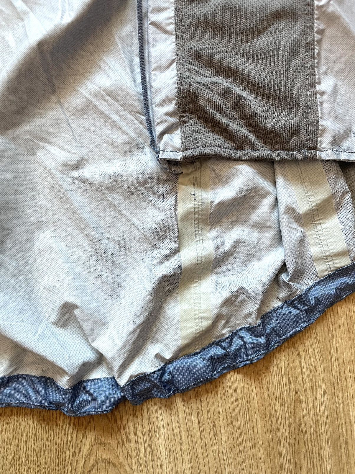 Nike Vintage 90s Nike Nylon Reflective Windbreaker Track Jacket Size US M / EU 48-50 / 2 - 23 Thumbnail