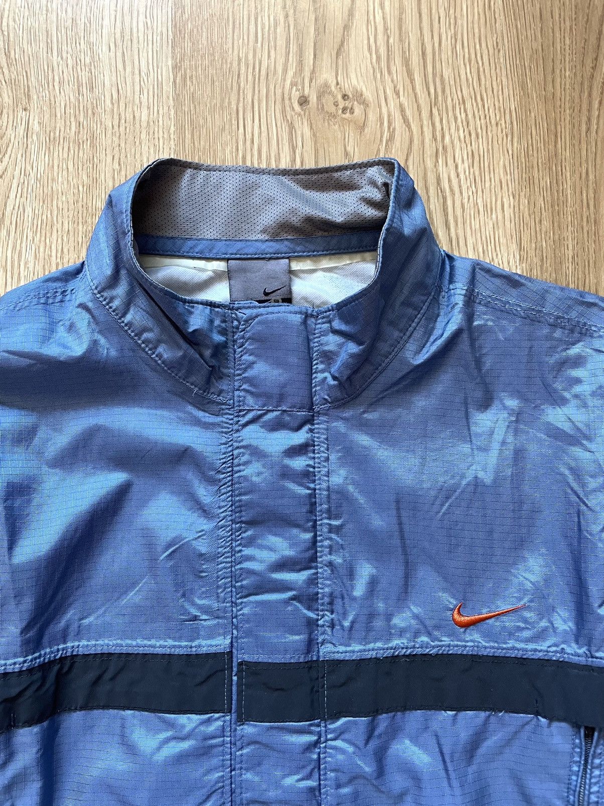 Nike Vintage 90s Nike Nylon Reflective Windbreaker Track Jacket Size US M / EU 48-50 / 2 - 5 Thumbnail