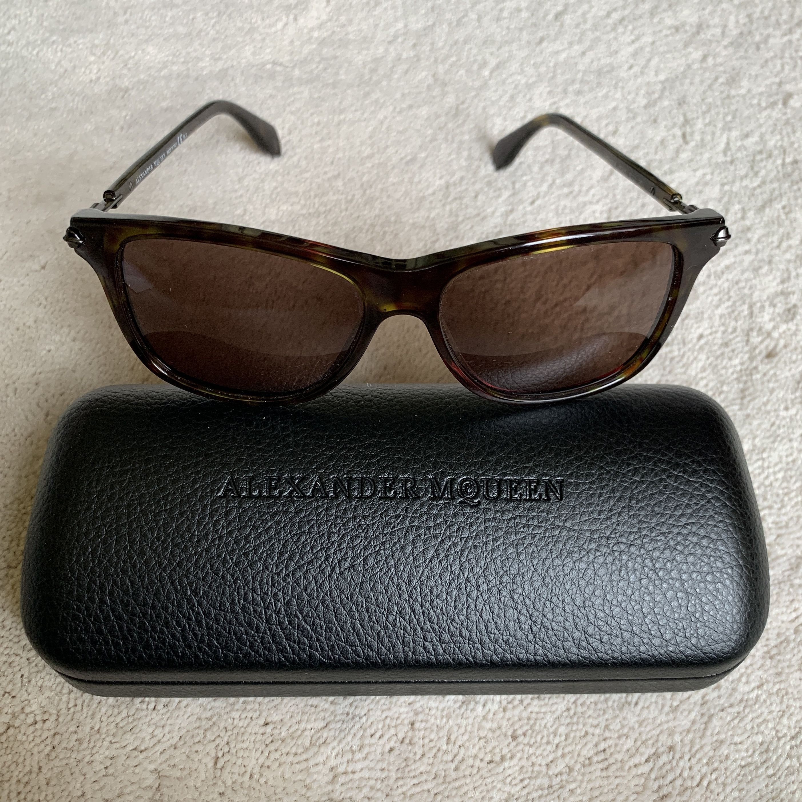 Alexander McQueen ALEXANDER McQUEEN Tortoise Rectangular Frame Sunglasses Size ONE SIZE - 6 Thumbnail