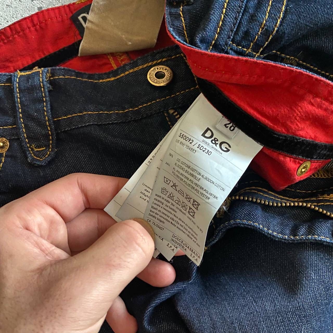 Dolce & Gabbana × Vintage D&G Dolce & Gabbana Woman’s Wonder Denim Jeans (Grunge Y2K) Size 28" / US 6 / IT 42 - 12 Thumbnail