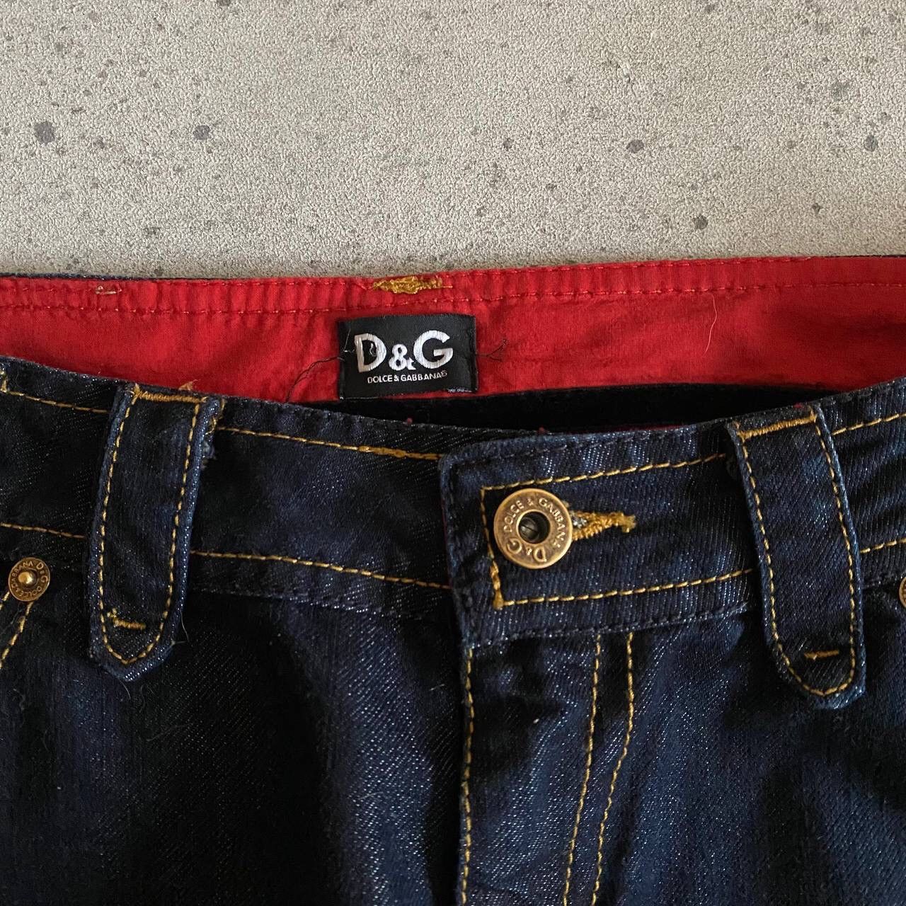 Dolce & Gabbana × Vintage D&G Dolce & Gabbana Woman’s Wonder Denim Jeans (Grunge Y2K) Size 28" / US 6 / IT 42 - 8 Thumbnail