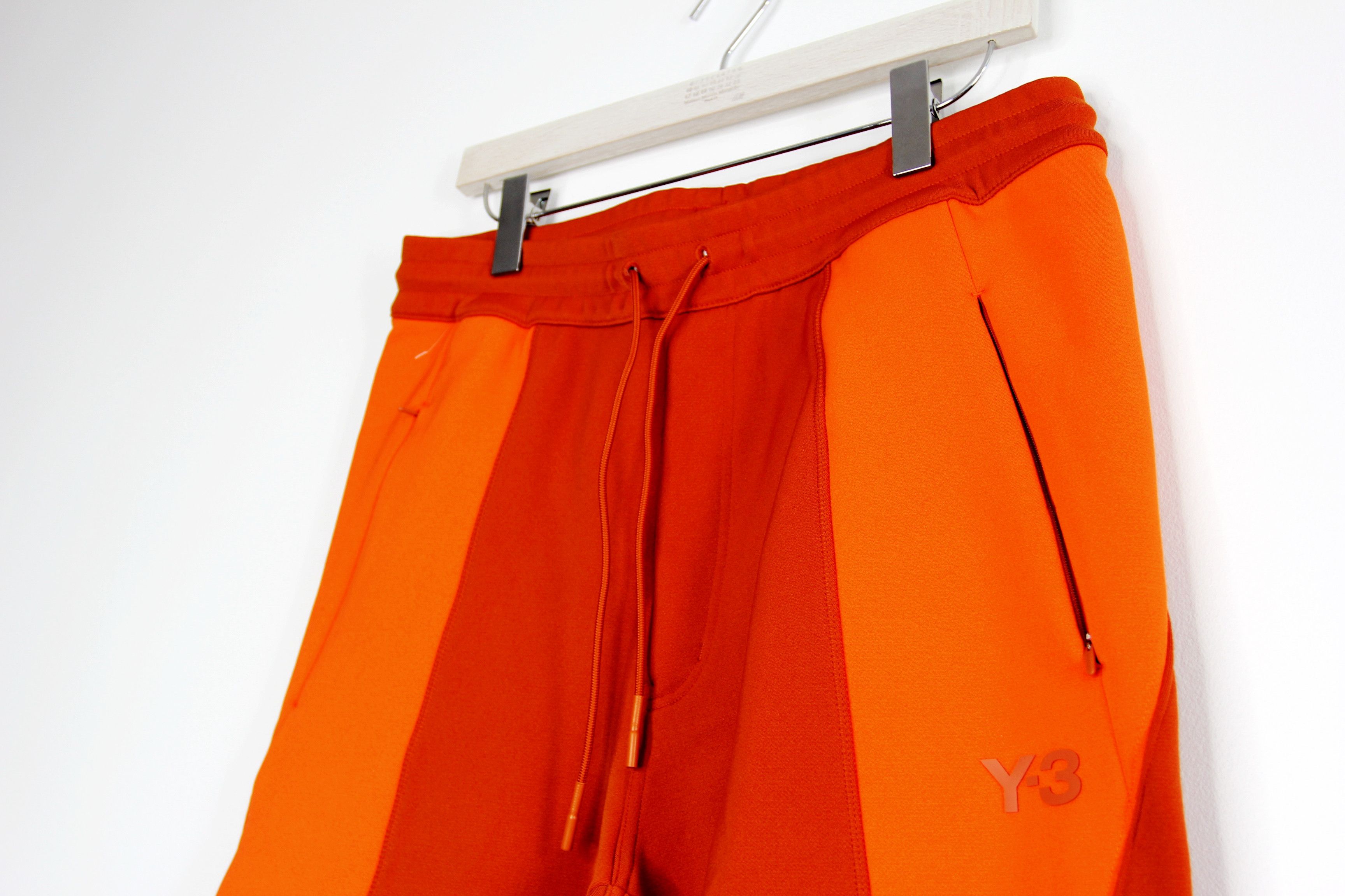 Y-3 BNWT AW22 Y-3 YOHJI YAMAMOTO U TRACK PANTS M Size US 32 / EU 48 - 4 Thumbnail