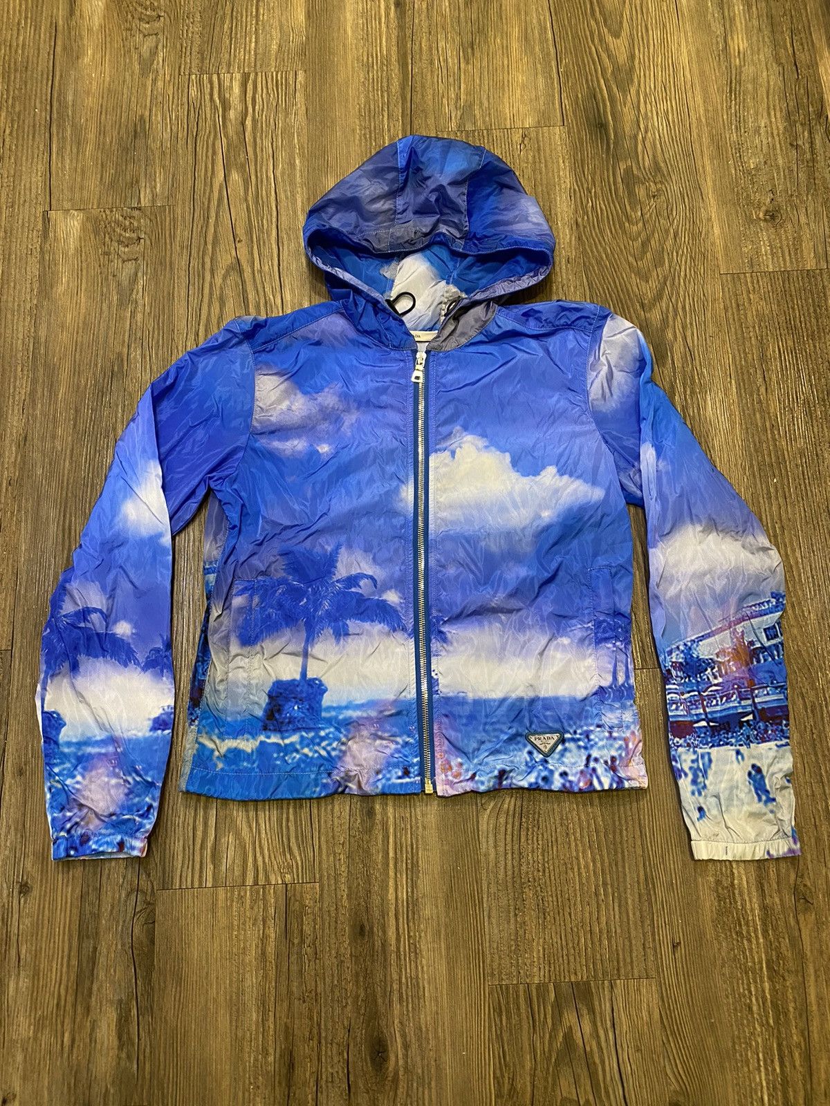 Cloudy Beach Windbreaker Jacket