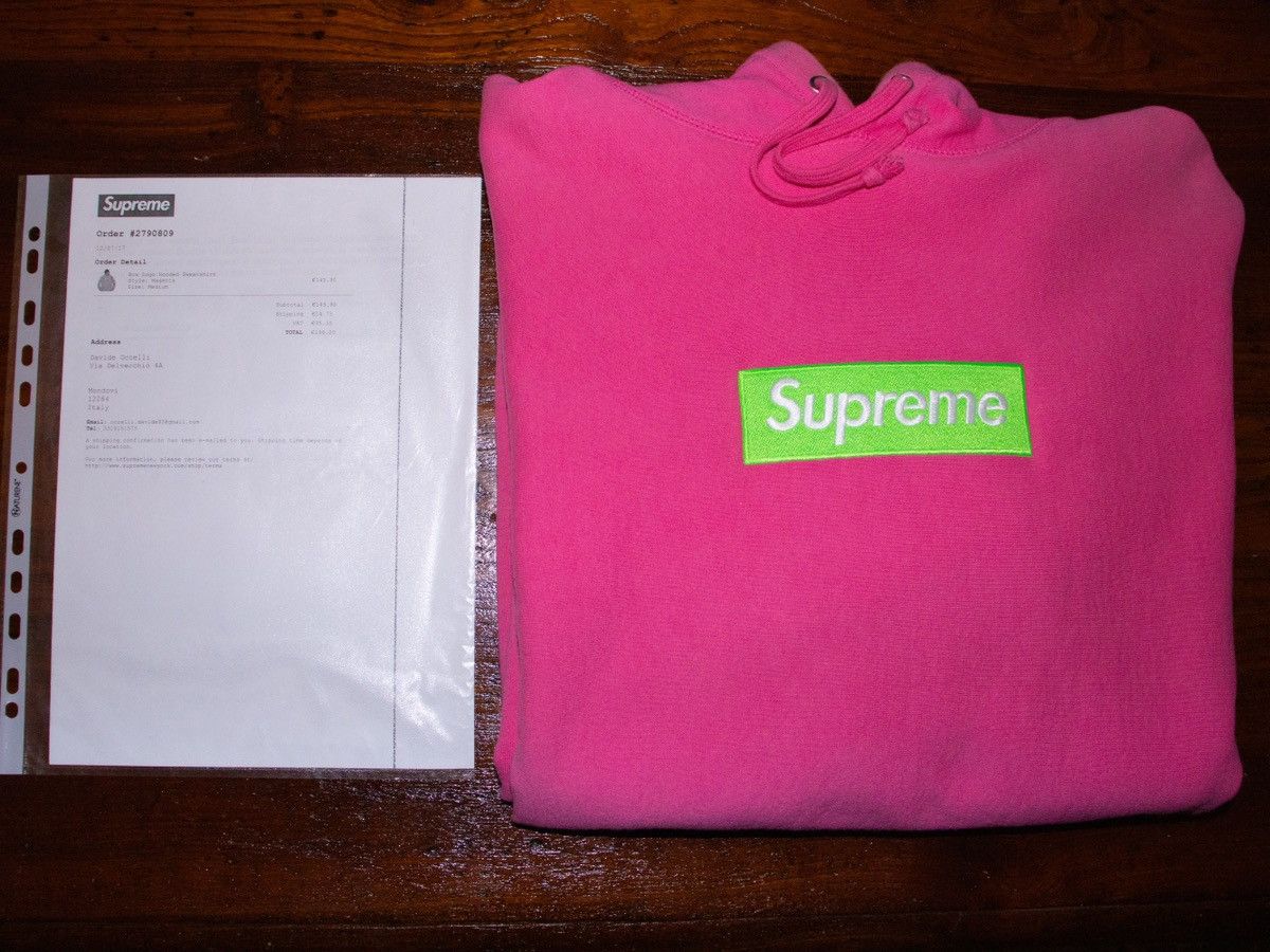 Magenta box logo sale
