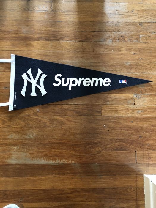 Supreme Supreme/ Yankees Pennant Navy | Grailed