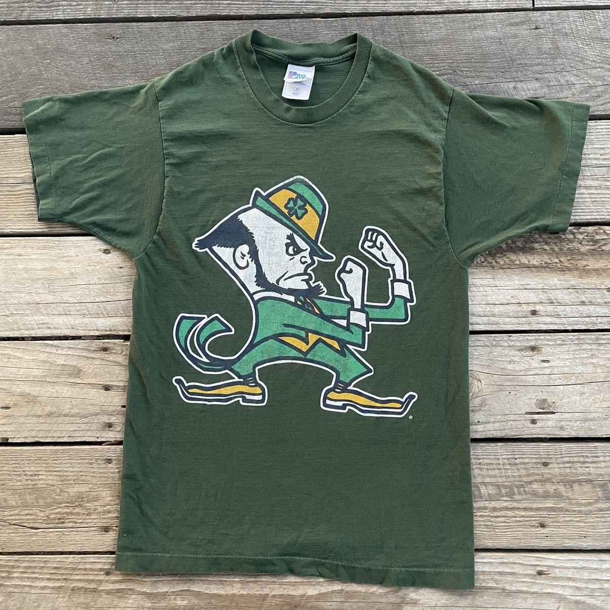 Pro Player Vintage 90s Faded Notre Dame Pro Player Graphic T Shirt Size US M / EU 48-50 / 2 - 1 Thumbnail