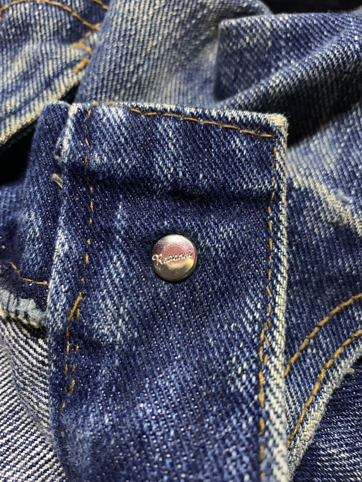 Designer Rapanui & co. Distressed denim Size US 33 - 13 Thumbnail