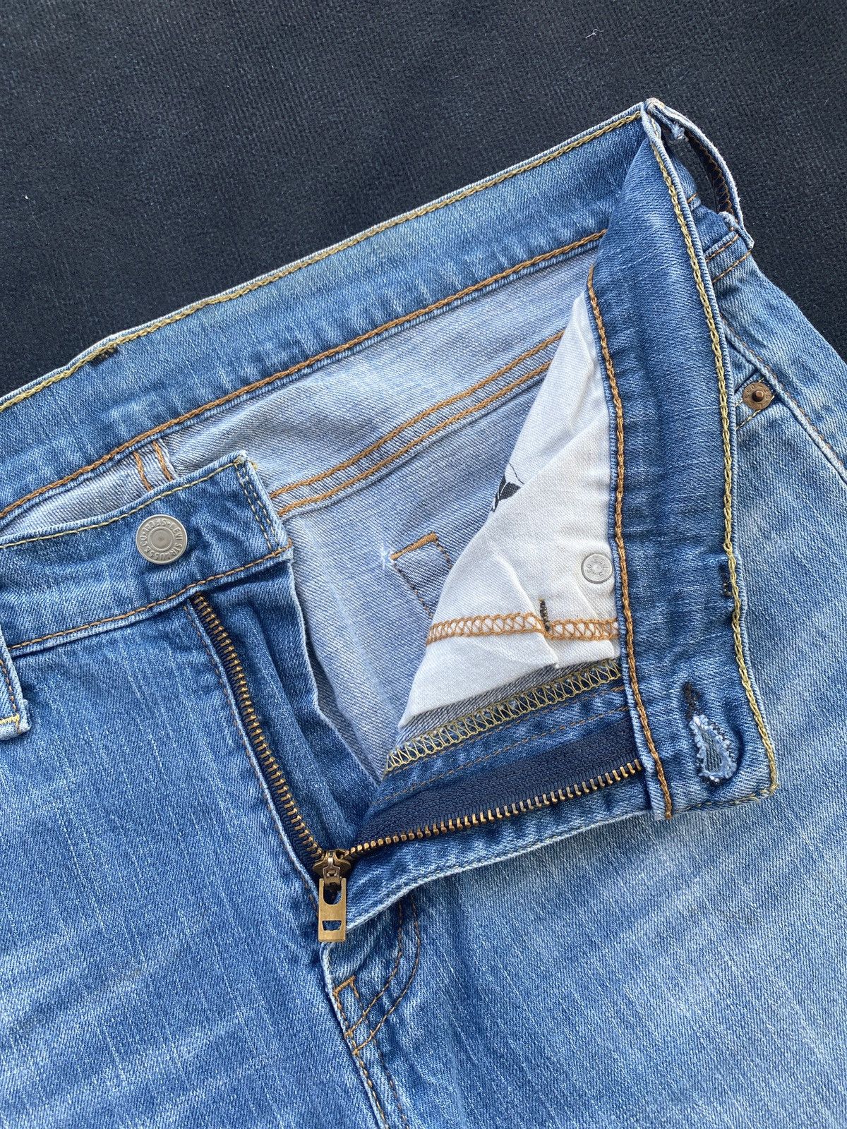Jean × Levi's × Vintage VINTAGE LEVIS 514 JEANS BLUE WASH -J406 Size US 36 / EU 52 - 5 Thumbnail
