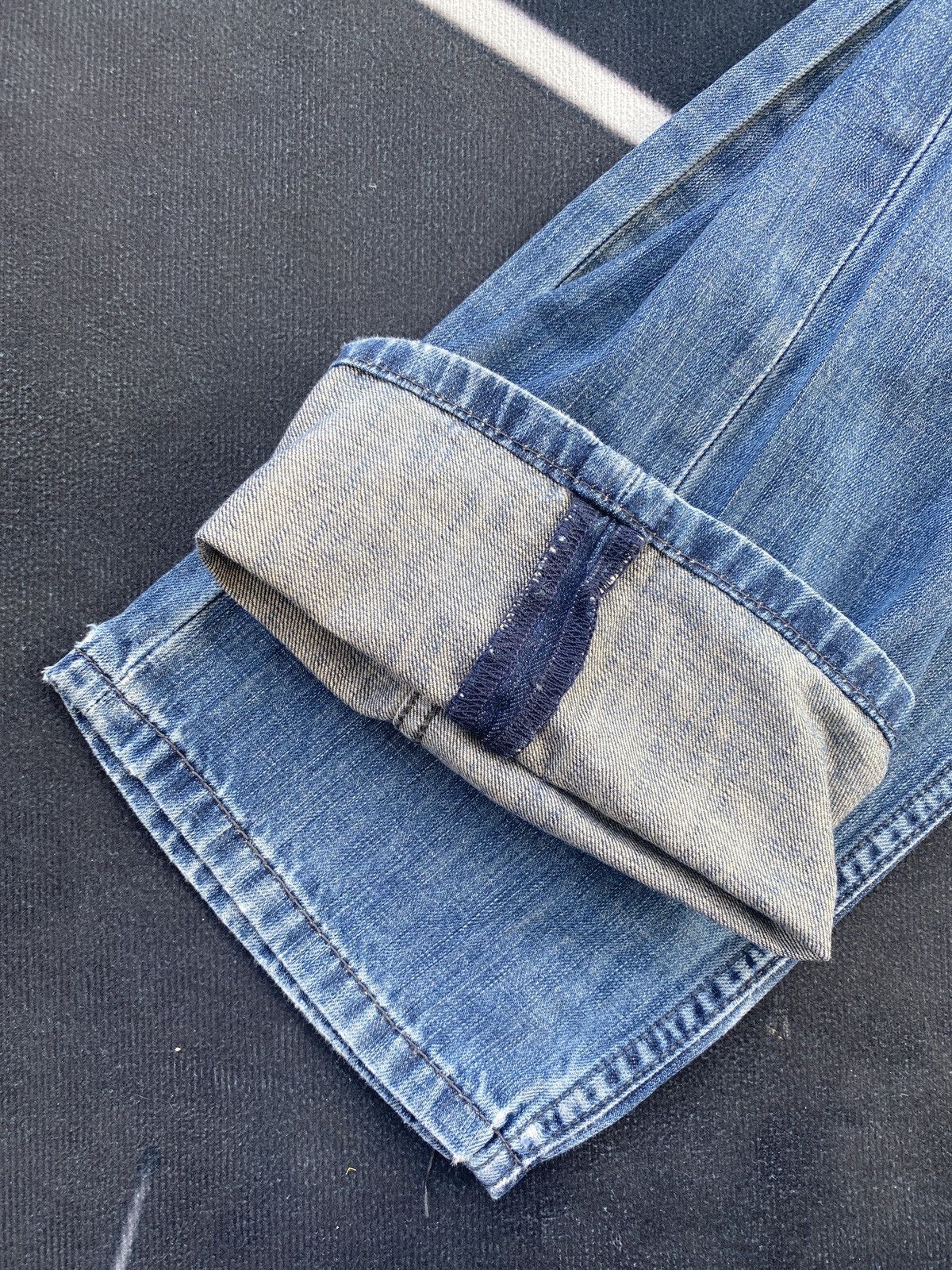 Jean × Levi's × Vintage VINTAGE LEVIS 514 BLUE WASH JEANS-J408 Size US 33 - 8 Thumbnail