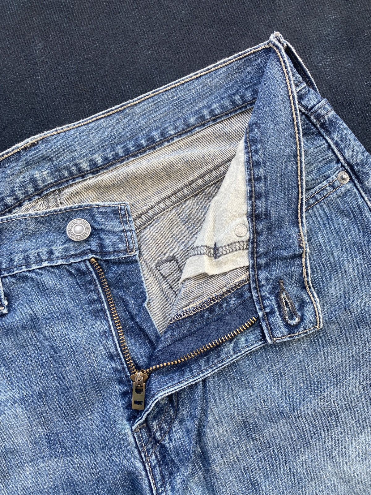 Jean × Levi's × Vintage VINTAGE LEVIS 514 BLUE WASH JEANS-J408 Size US 33 - 5 Thumbnail