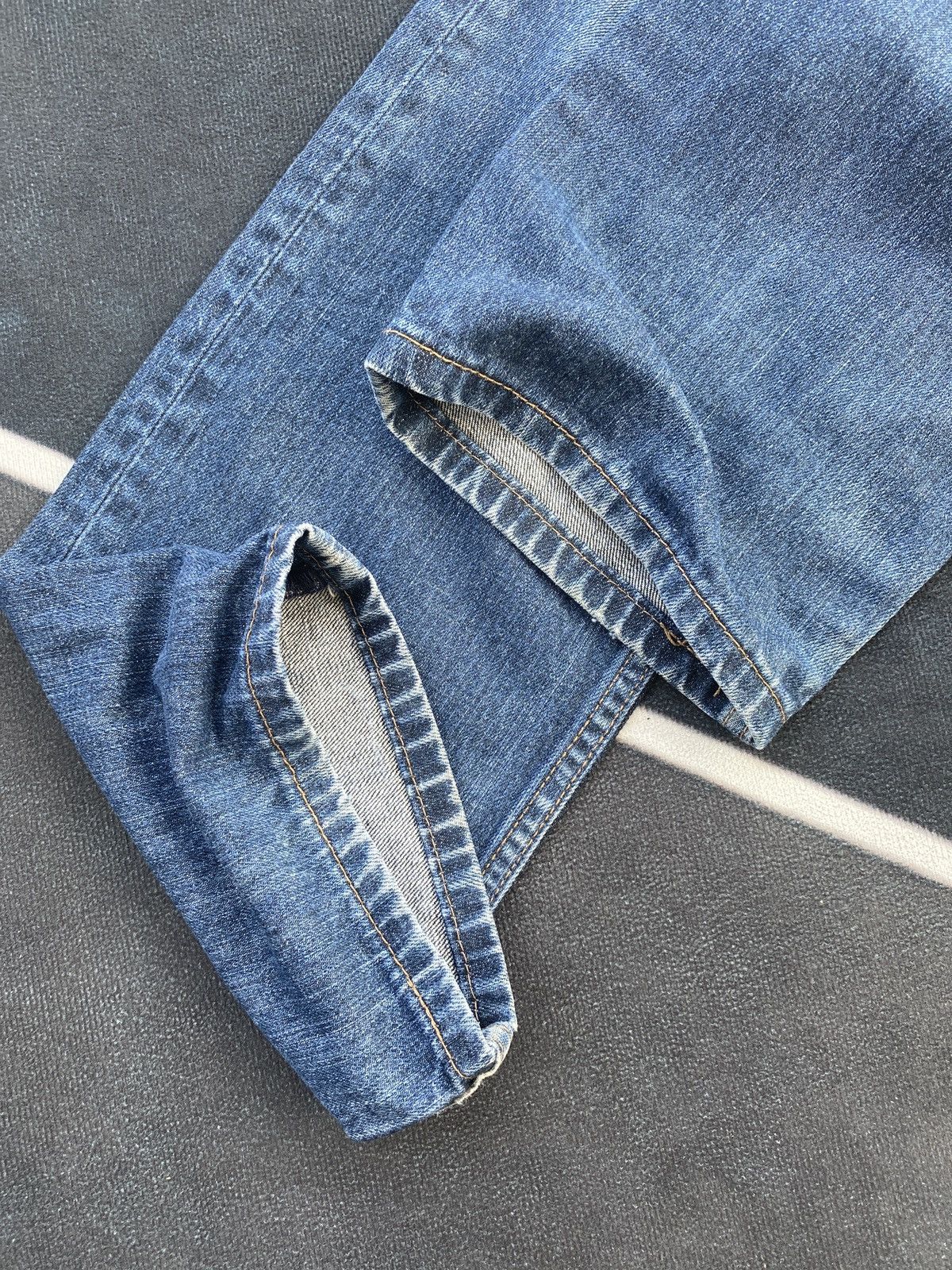 Jean × Levi's × Vintage VINTAGE LEVIS 514 BLUE WASH JEANS-J409 Size US 33 - 9 Thumbnail