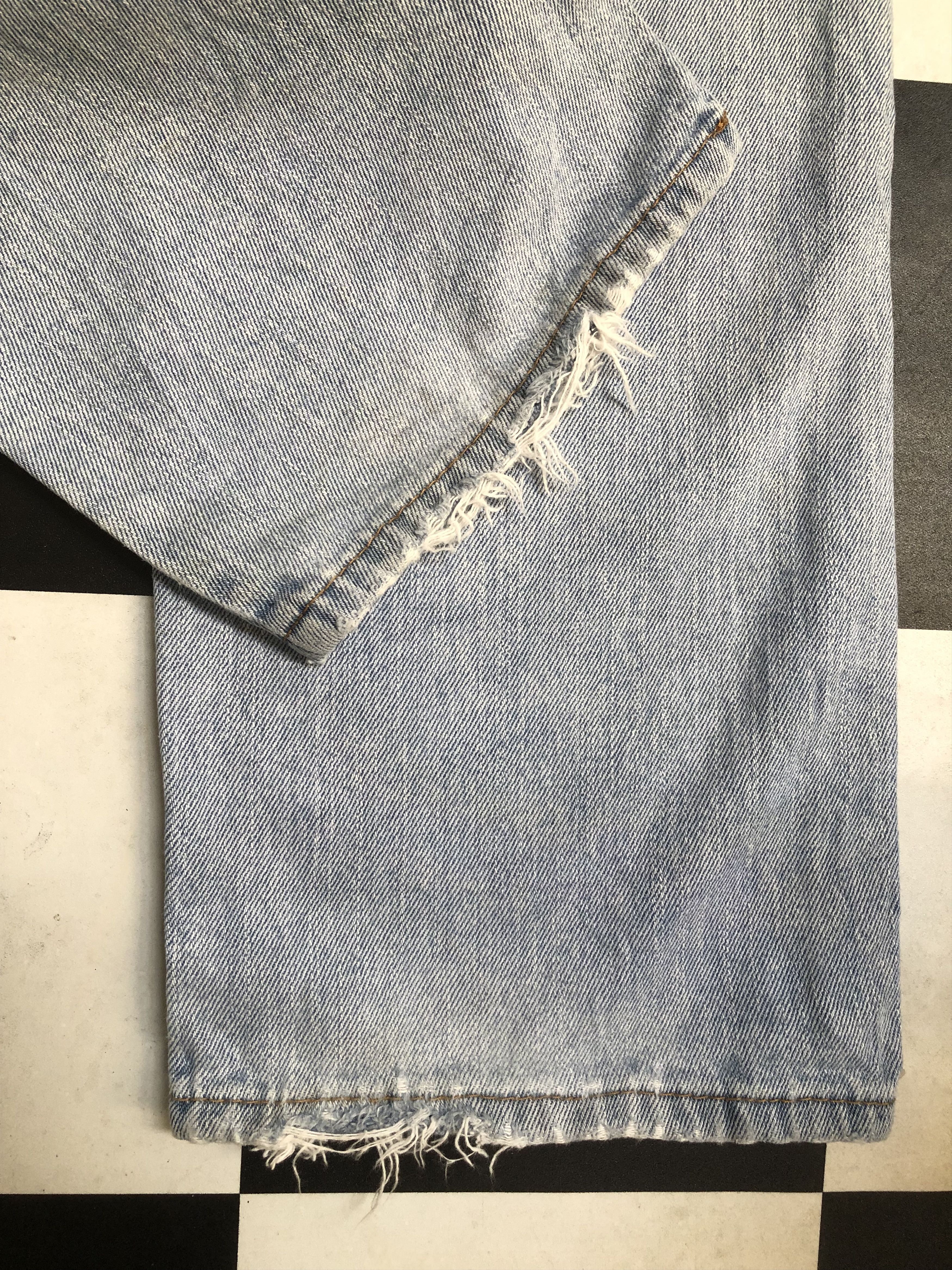 Levi's × Vintage Vintage Levis 505 Faded Denim Jeans L544 Size US 38 / EU 54 - 7 Thumbnail