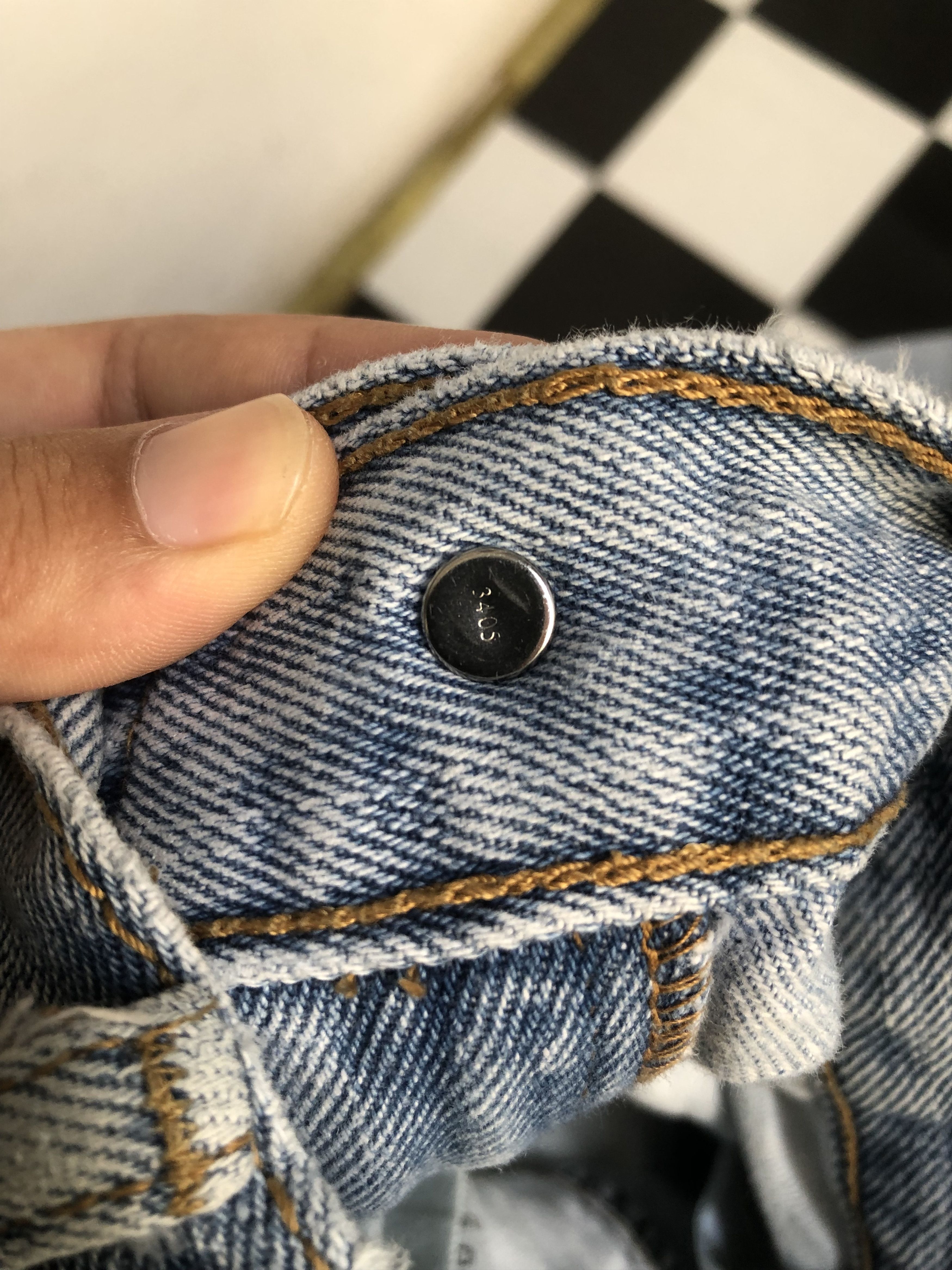 Levi's × Vintage Vintage Levis 505 Faded Denim Jeans L544 Size US 38 / EU 54 - 6 Thumbnail
