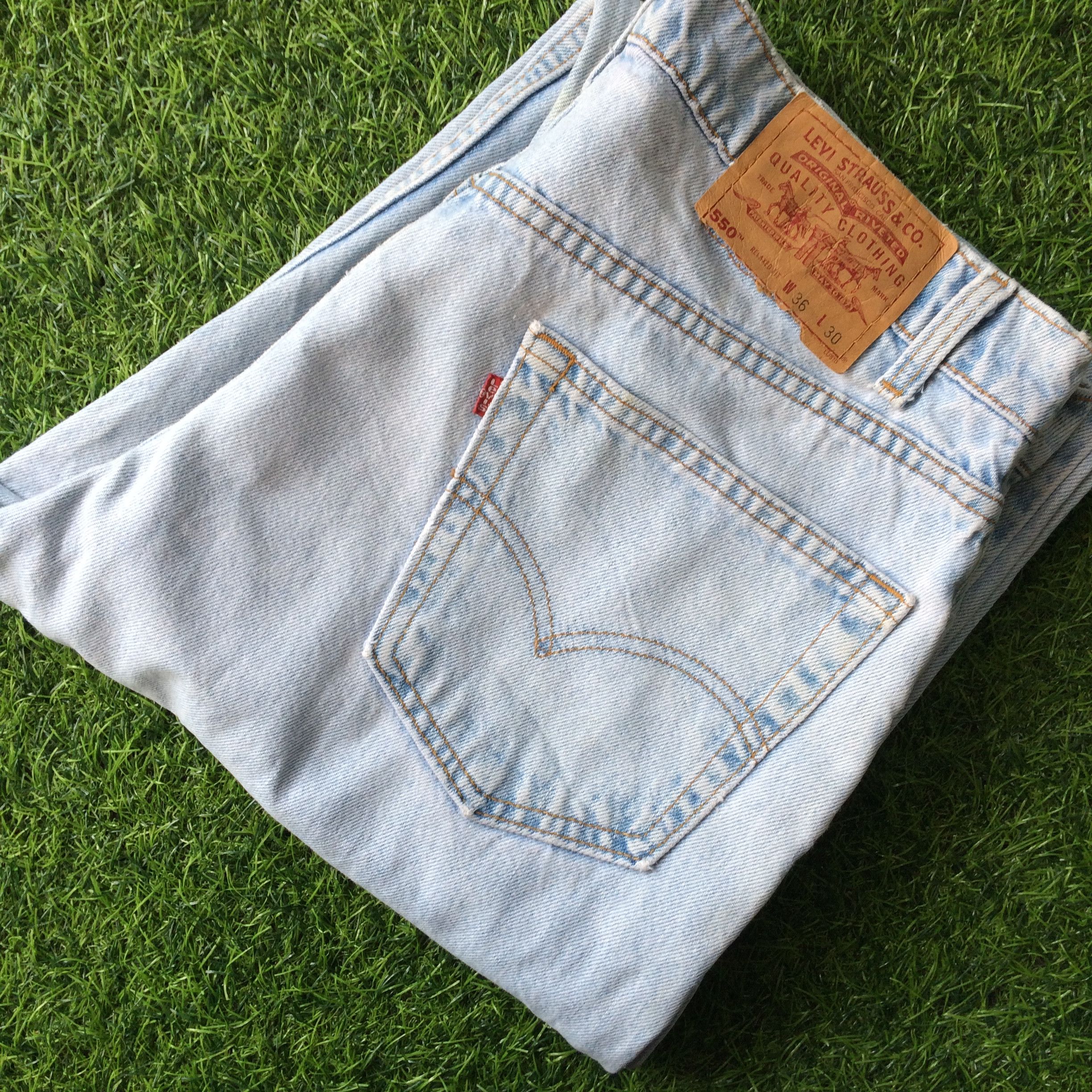 Levi's × Vintage Distressed Levis 550 Jeans #B-810 Size US 35 - 8 Thumbnail