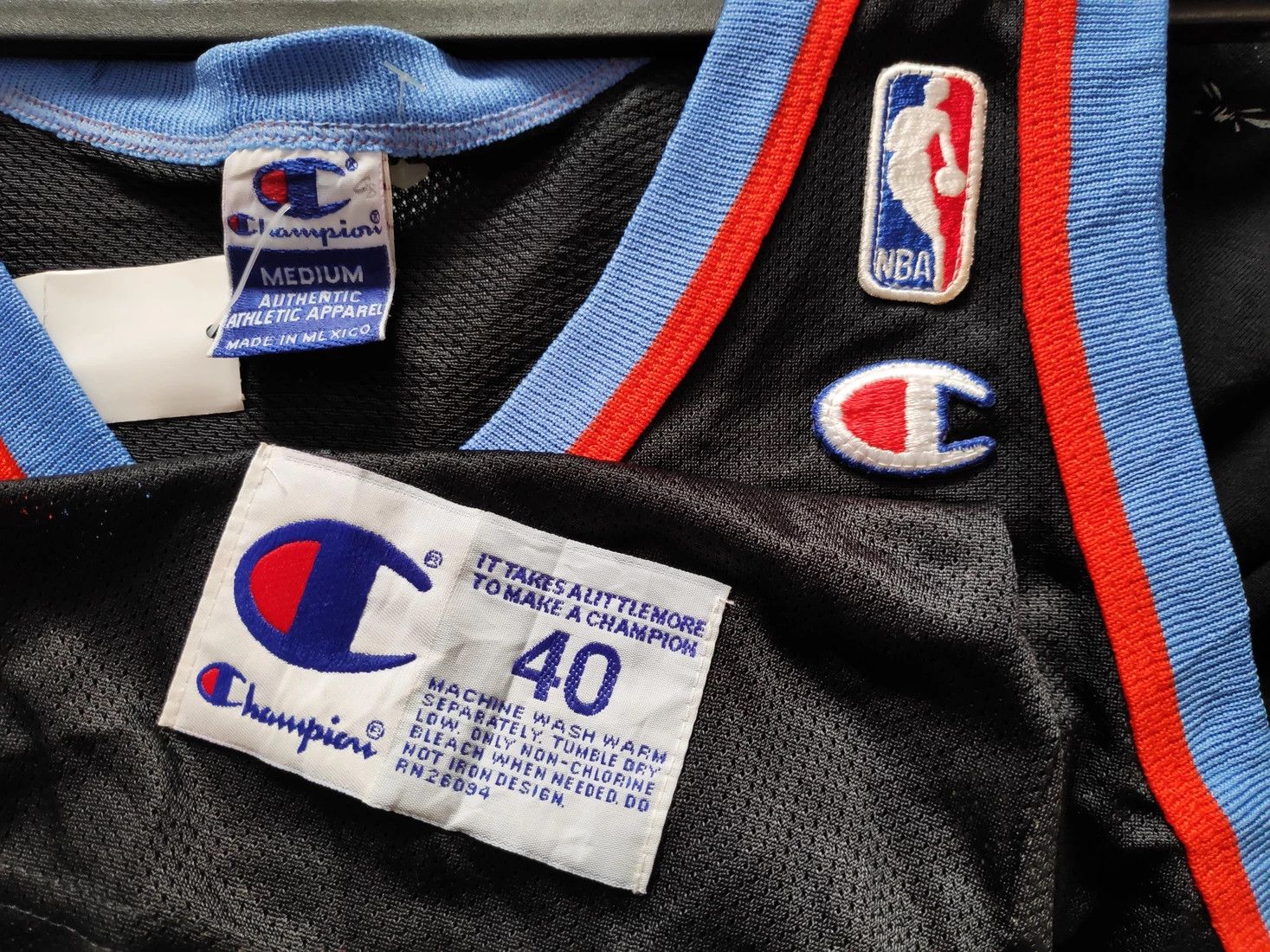 NBA Vintage Cleveland Cavaliers NBA Jersey Champion No.1 Size US M / EU 48-50 / 2 - 4 Thumbnail