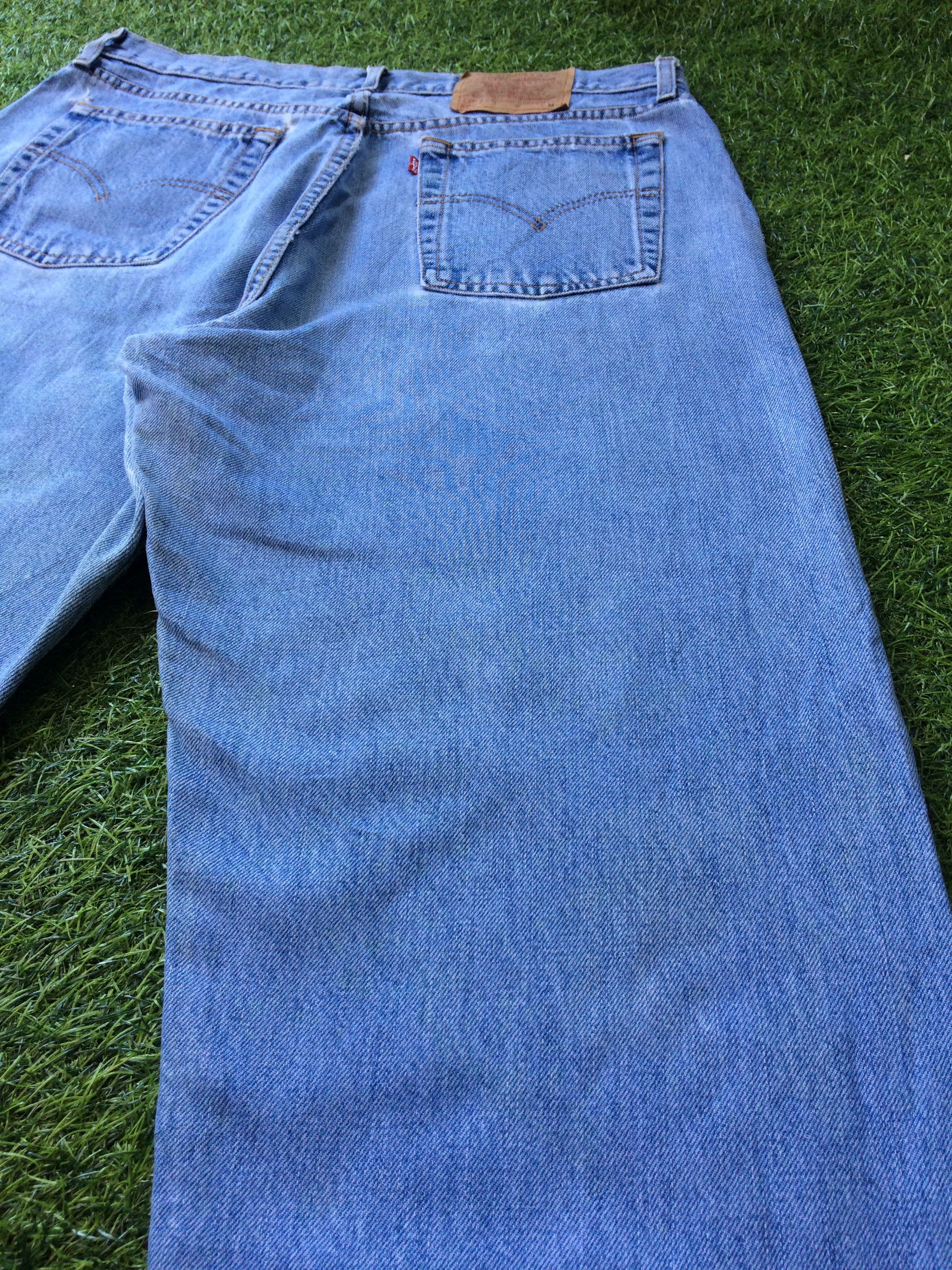 Levi's Vintage Distressed Levis 560 Mom Jeans #B-824 Size 33" - 5 Thumbnail